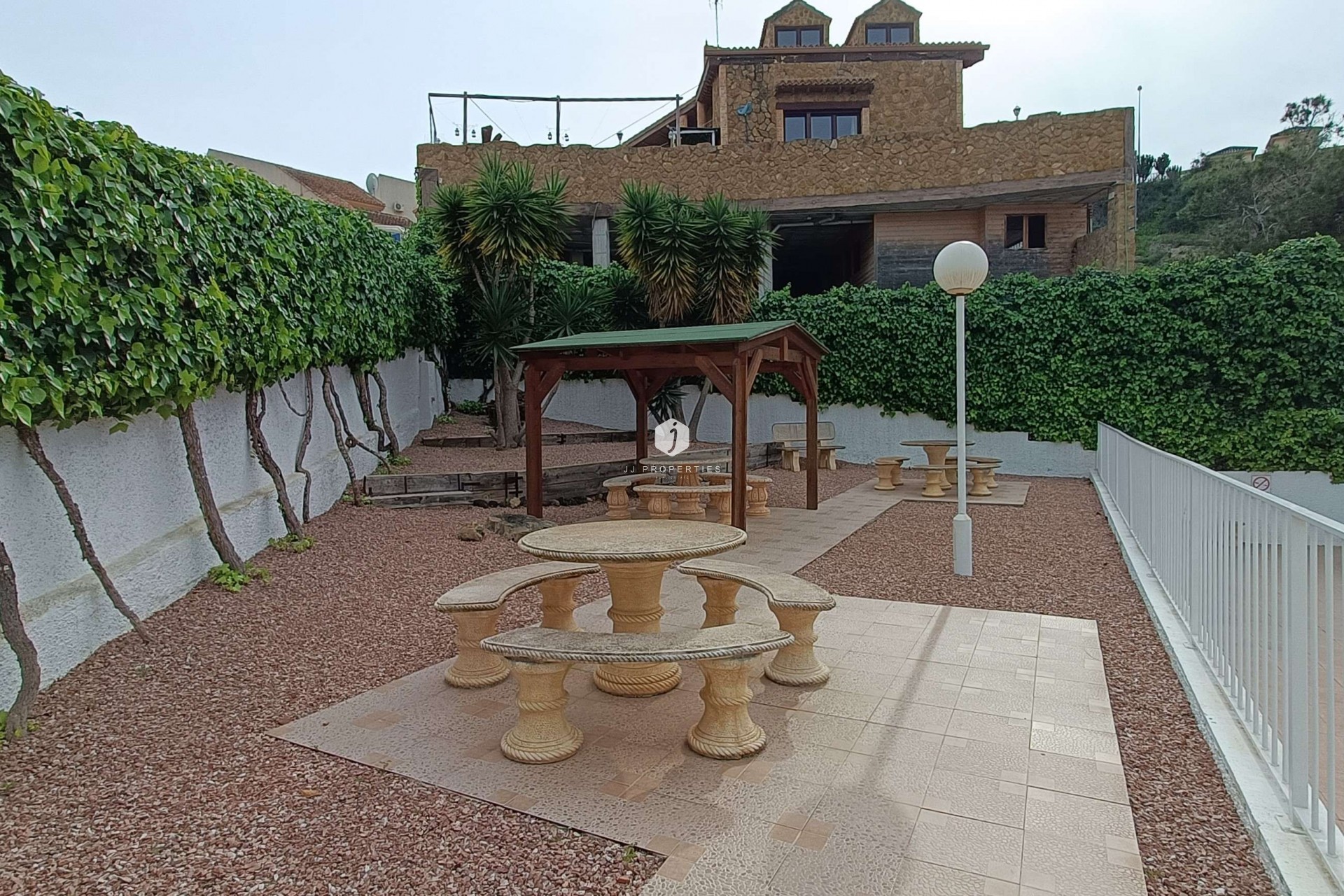Segunda mano - Villa -
Rojales - Inland