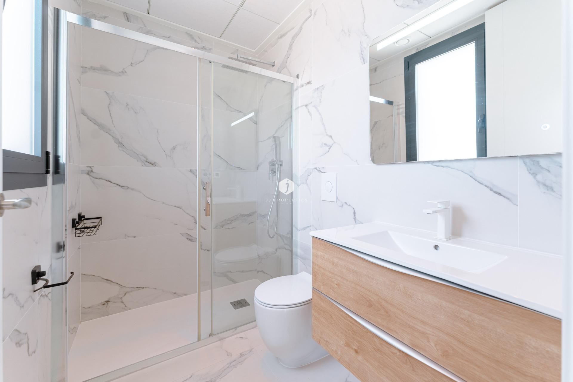 Segunda mano - Villa -
San Miguel de Salinas - Bellavista