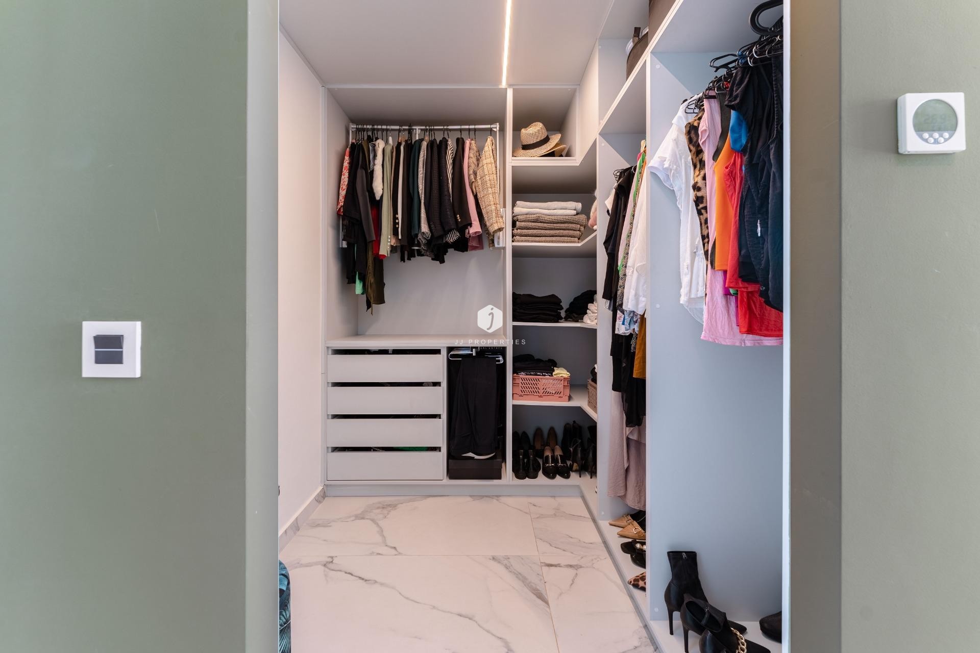 Segunda mano - Villa -
San Miguel de Salinas - Bellavista