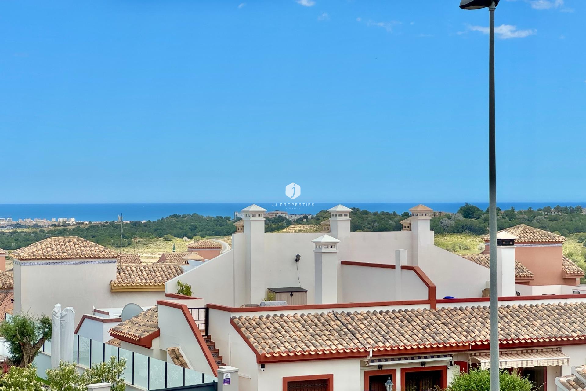 Segunda mano - Villa -
San Miguel de Salinas - Bellavista