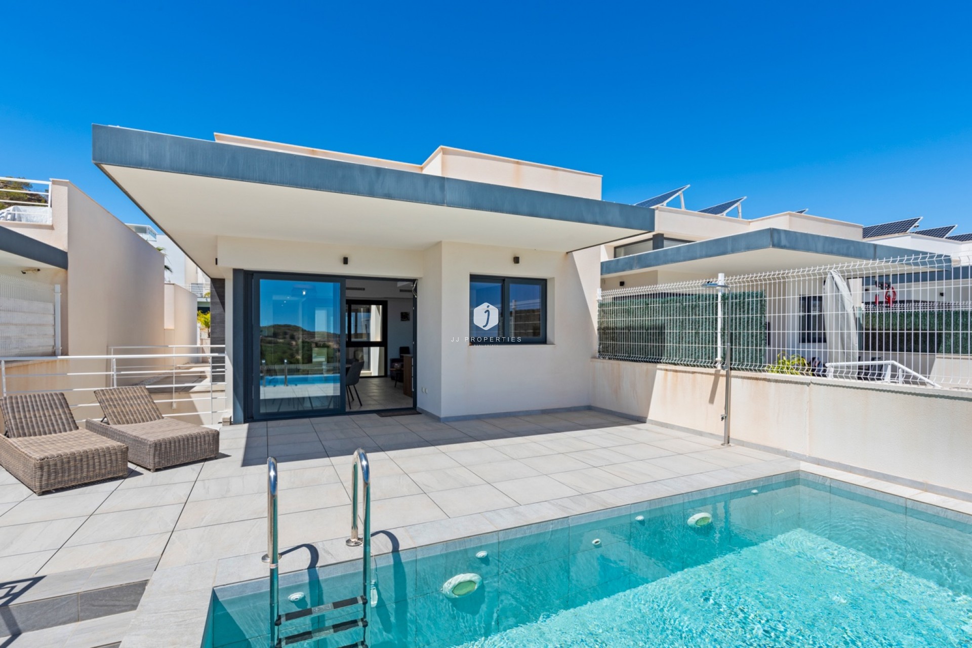 Segunda mano - Villa -
San Miguel de Salinas - Inland