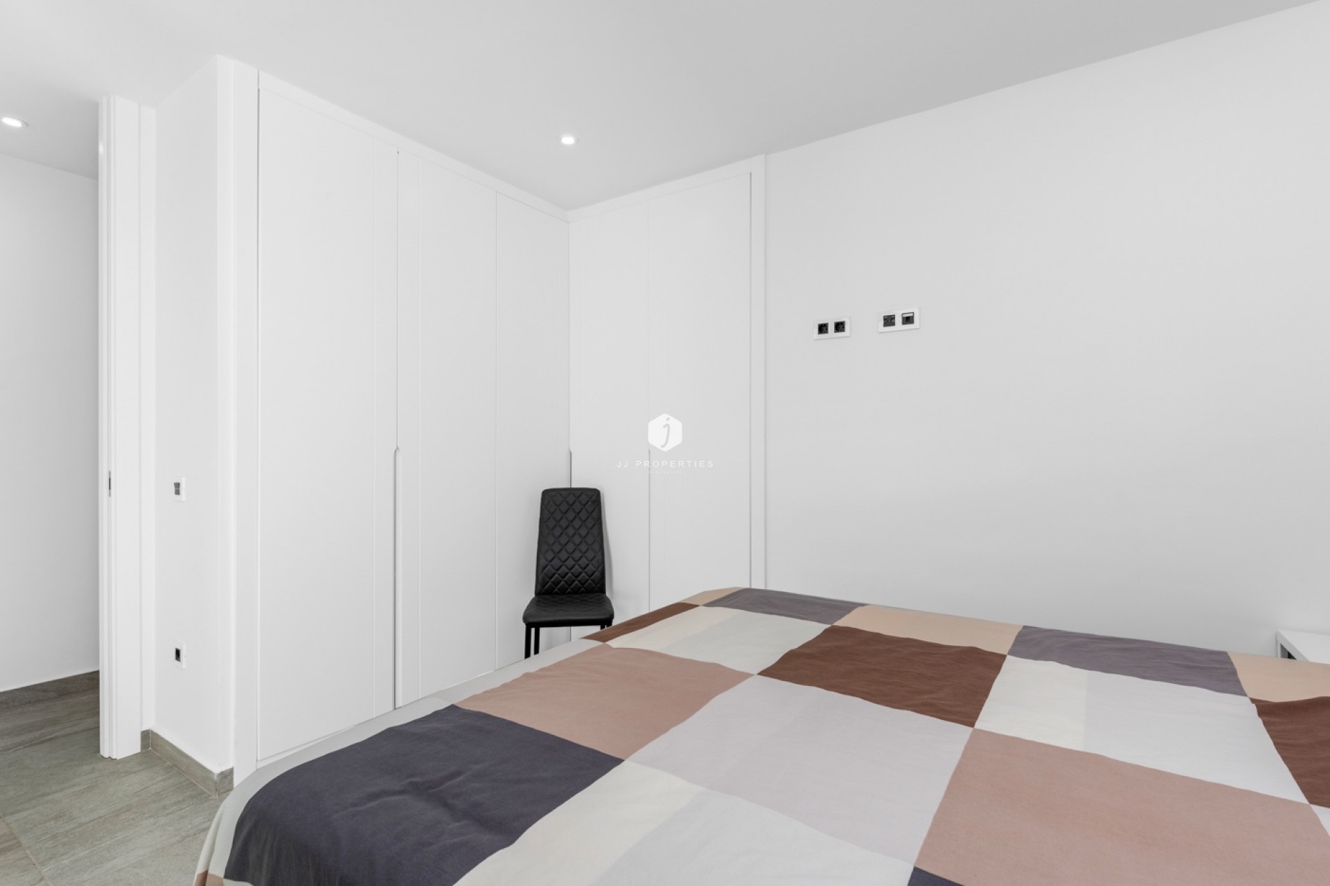 Segunda mano - Villa -
San Miguel de Salinas - Inland