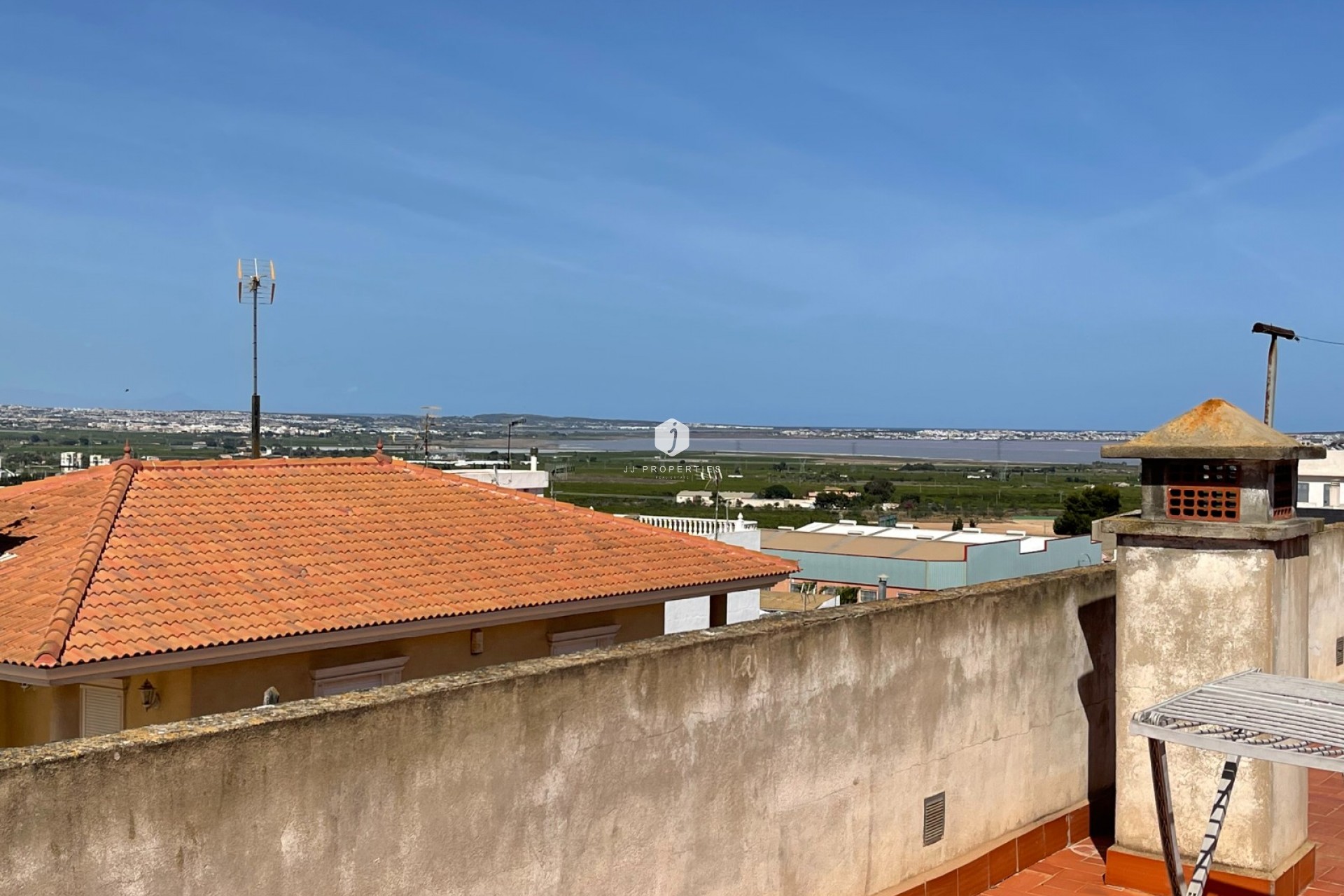 Segunda mano - Villa -
San Miguel de Salinas - Inland