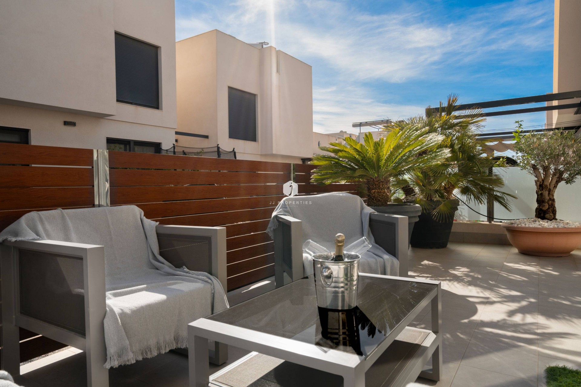 Segunda mano - Villa -
Torrevieja - Aguas Nuevas 2