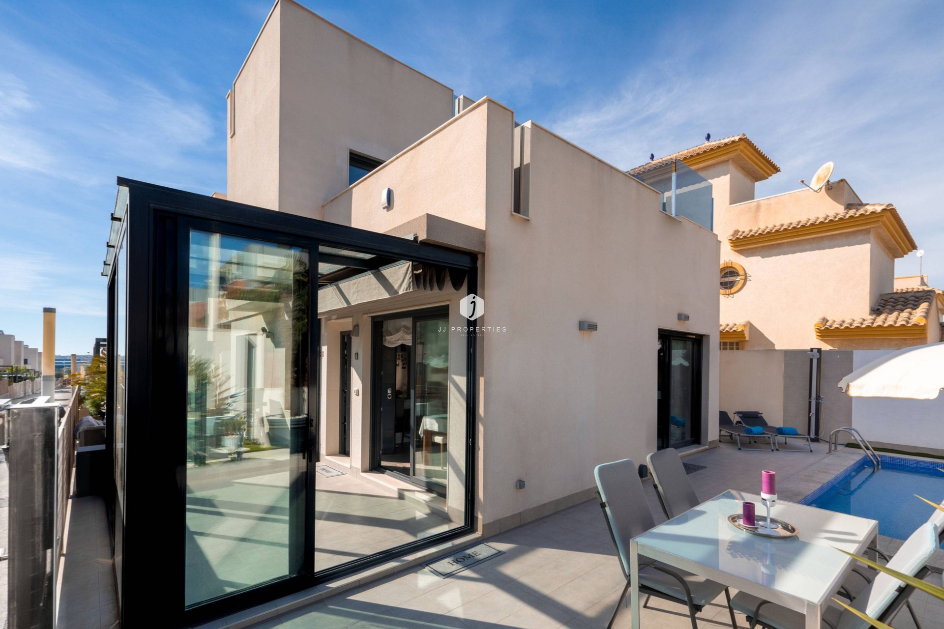 Segunda mano - Villa -
Torrevieja - Aguas Nuevas 2