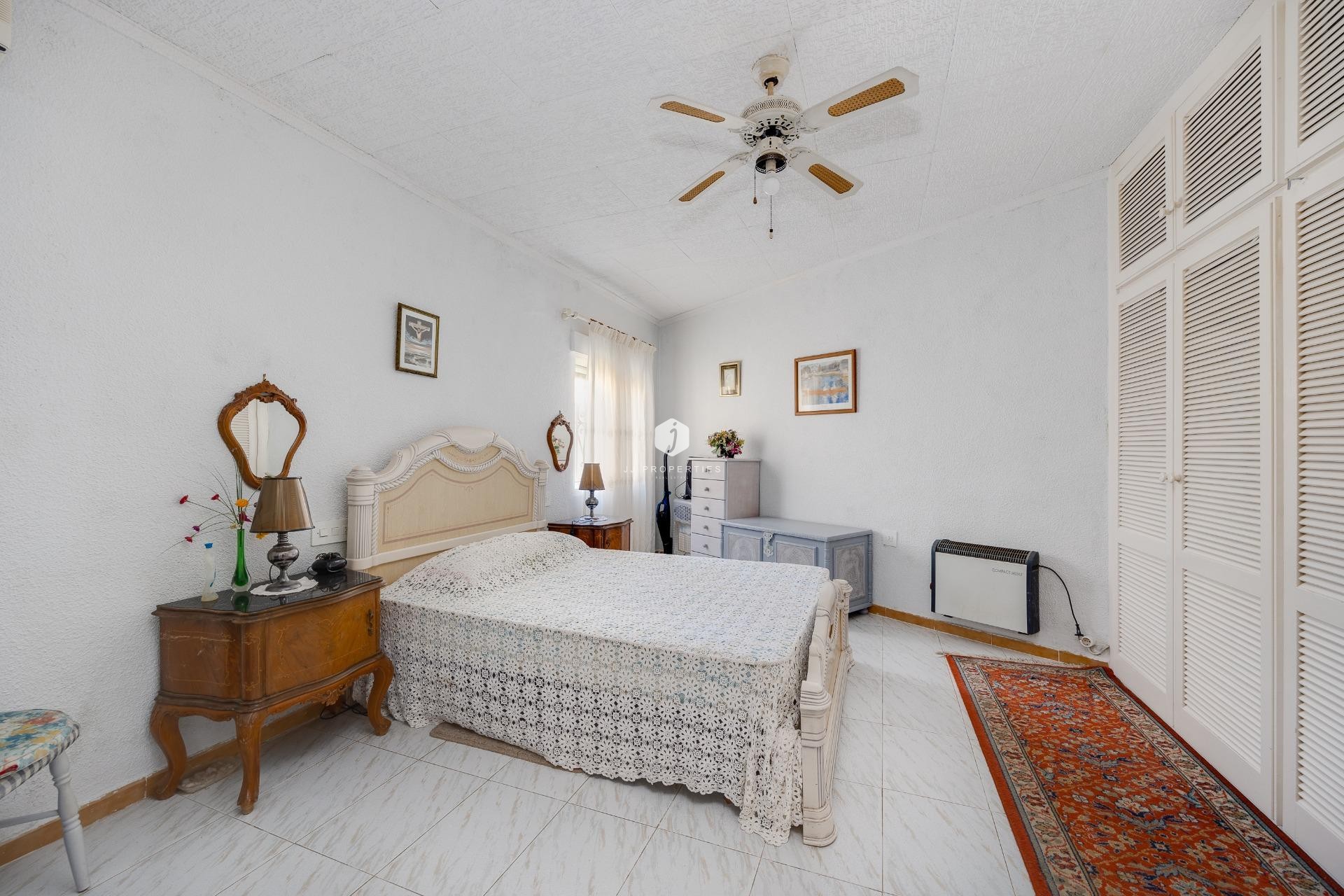 Segunda mano - Villa -
Torrevieja - aguas nuevas