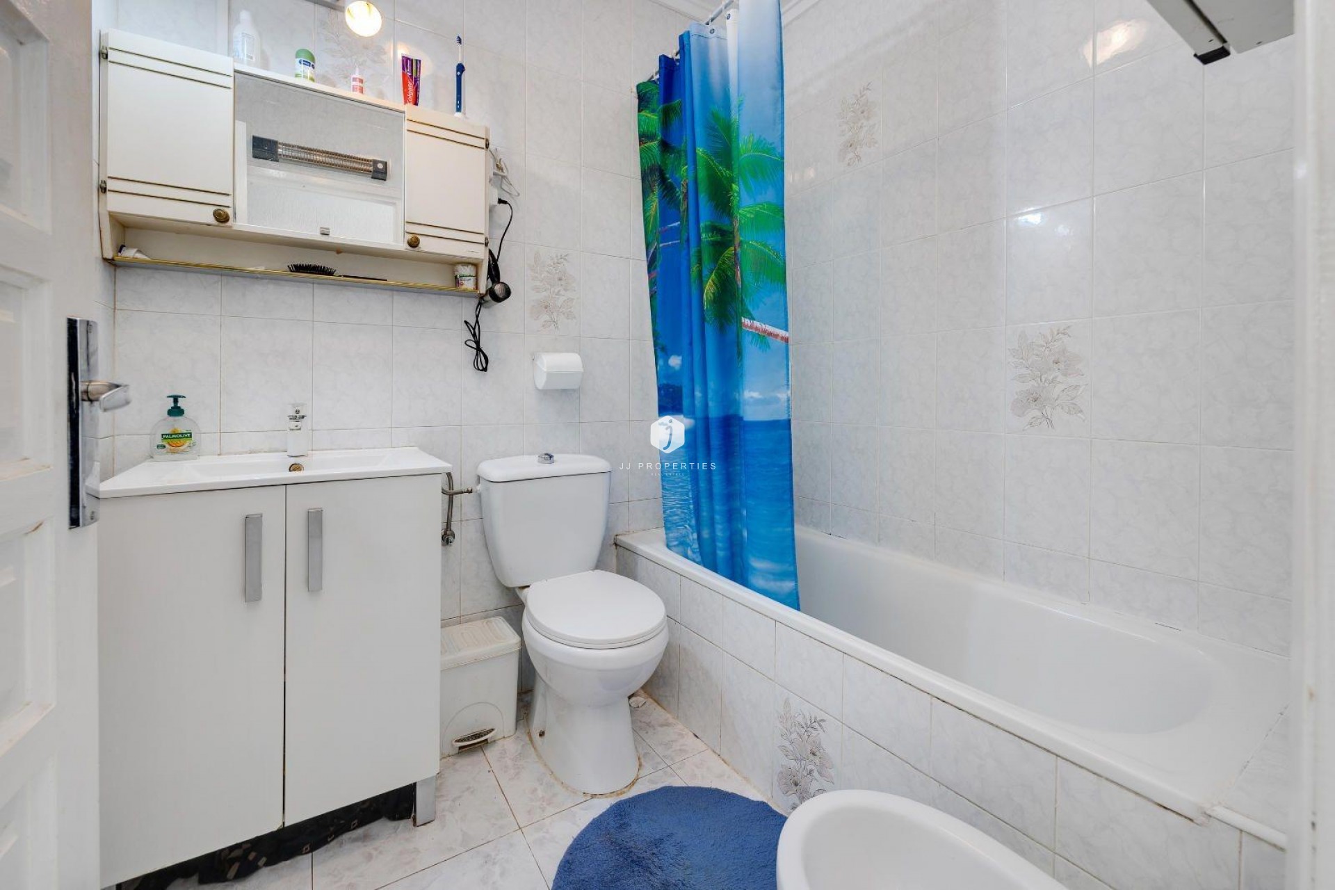 Segunda mano - Villa -
Torrevieja - Calas blanca