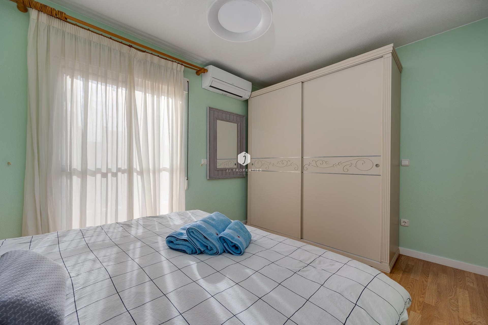 Segunda mano - Villa -
Torrevieja - Costa Blanca