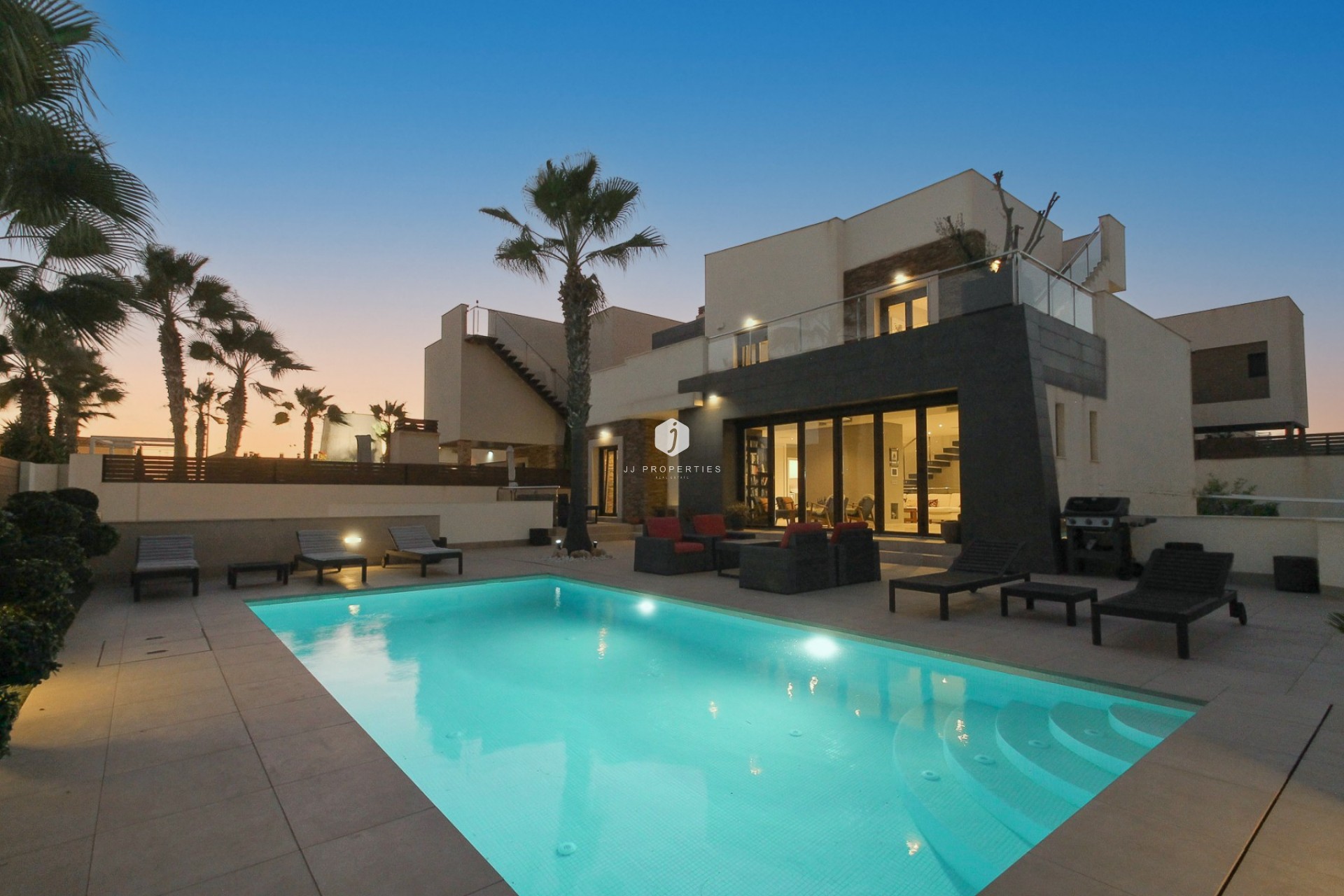 Segunda mano - Villa -
Torrevieja - Costa Blanca