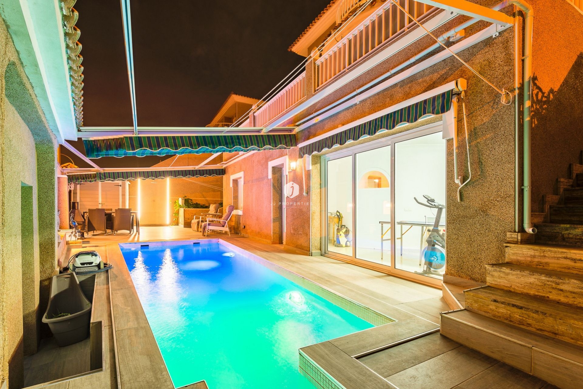 Segunda mano - Villa -
Torrevieja - Costa Blanca