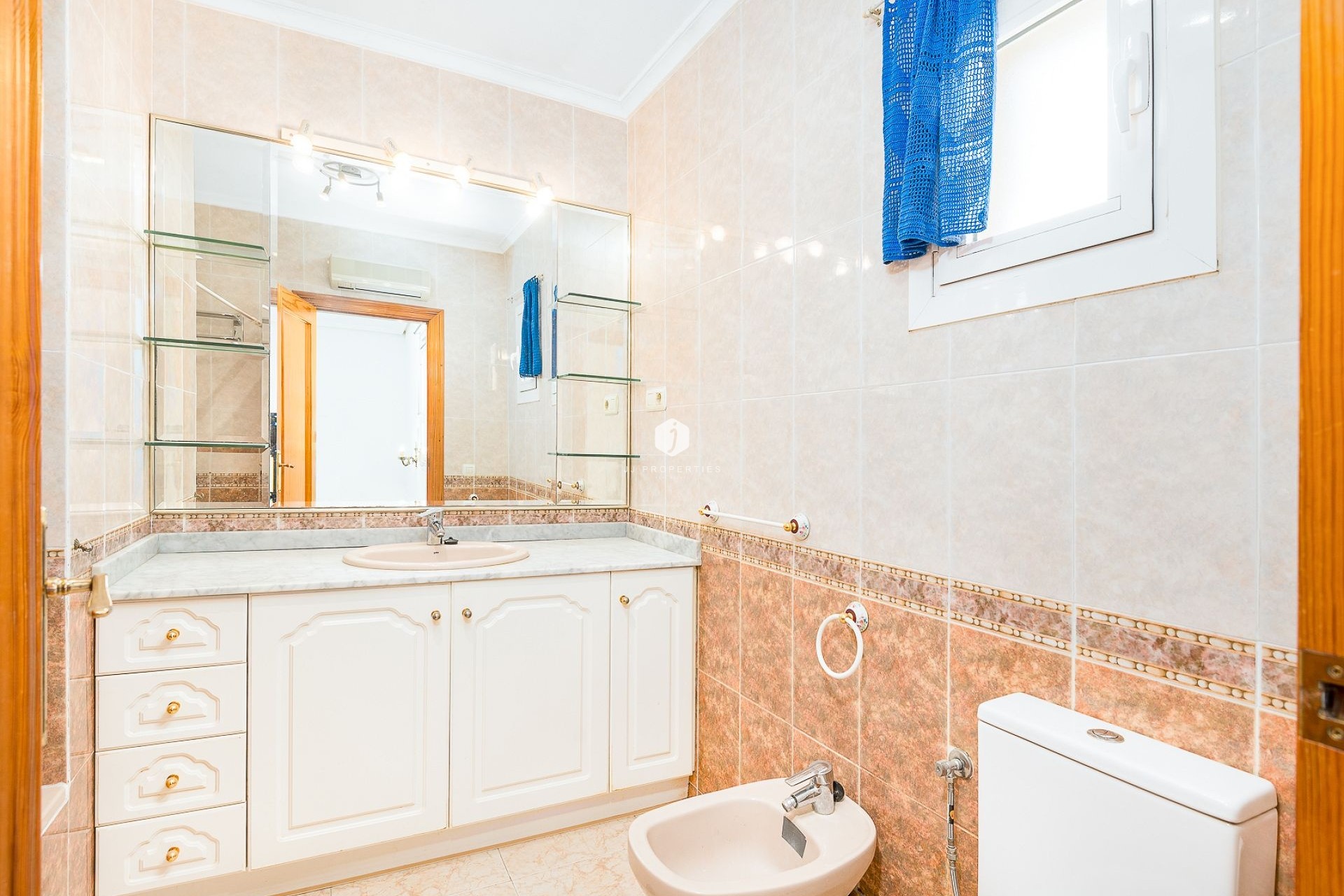 Segunda mano - Villa -
Torrevieja - Costa Blanca