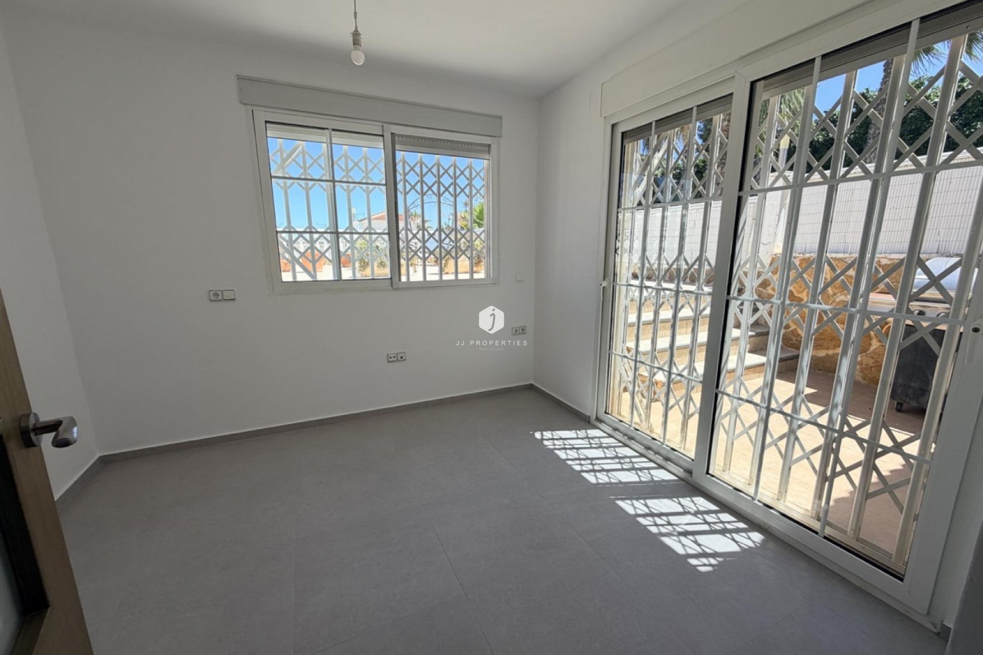 Segunda mano - Villa -
Torrevieja - Costa Blanca