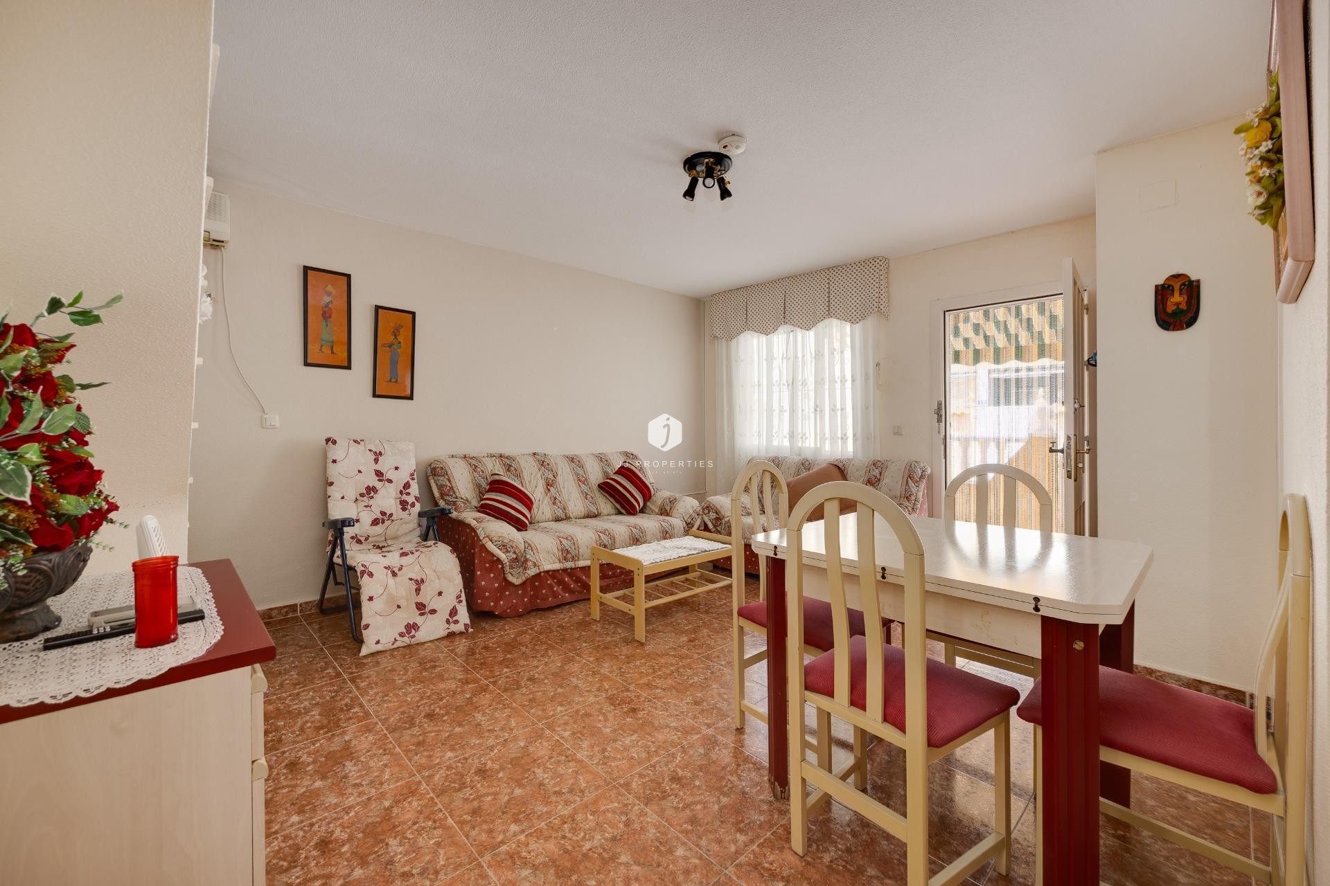 Segunda mano - Villa -
Torrevieja - El Limonar