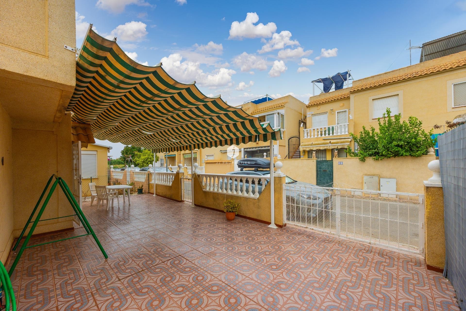 Segunda mano - Villa -
Torrevieja - El Limonar