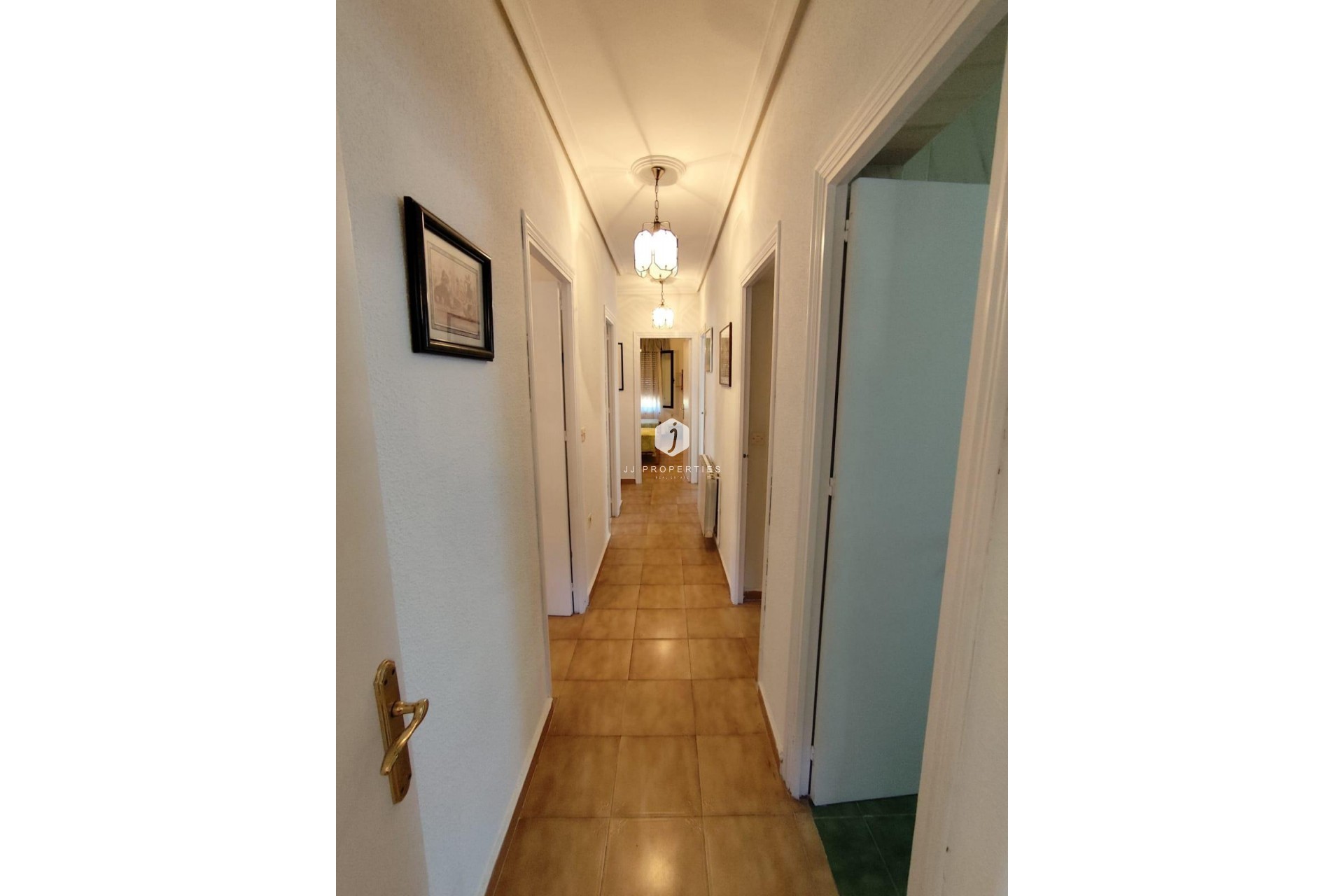 Segunda mano - Villa -
Torrevieja - Estacion de autobuses