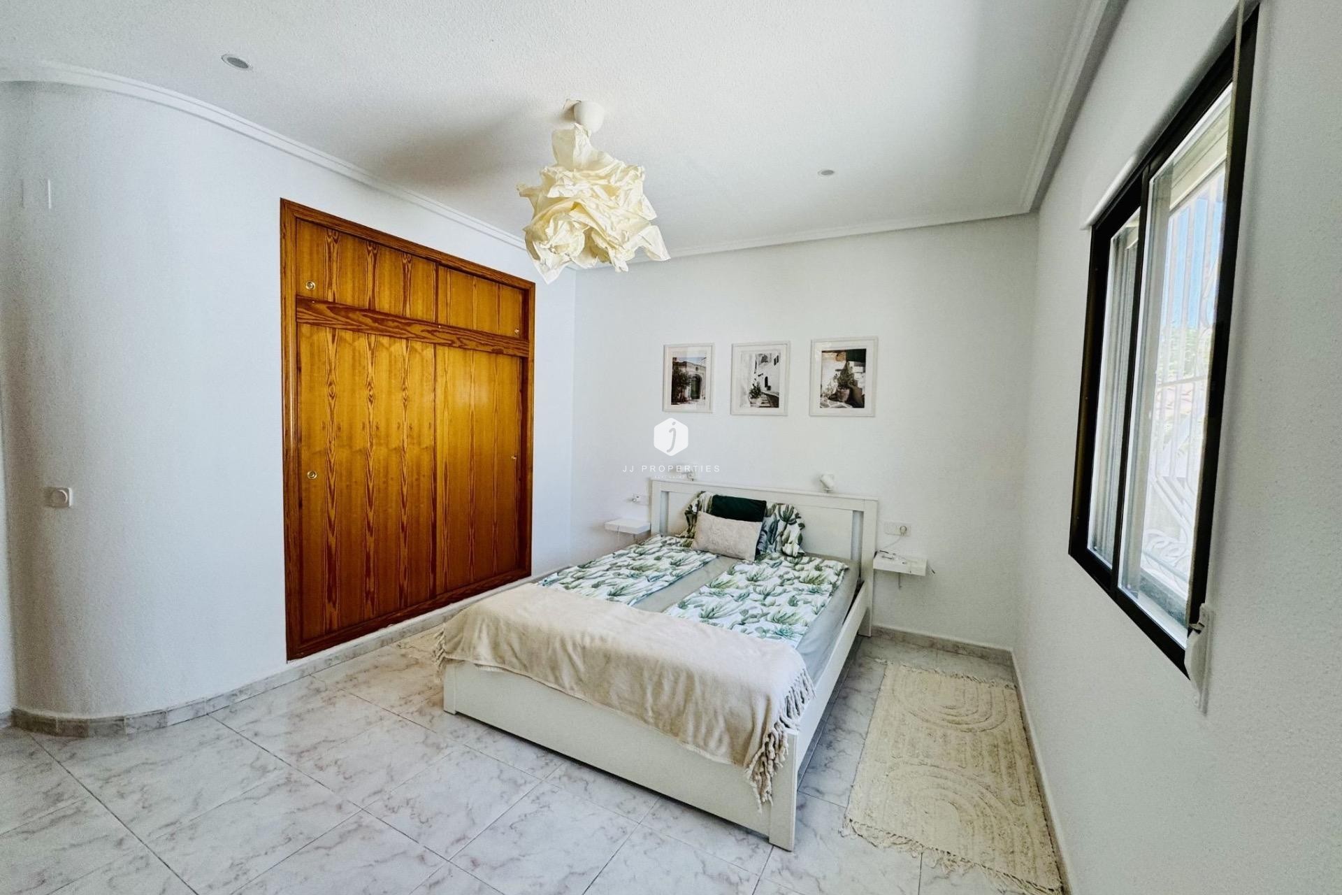 Segunda mano - Villa -
Torrevieja - La Siesta - El Salado - Torreta