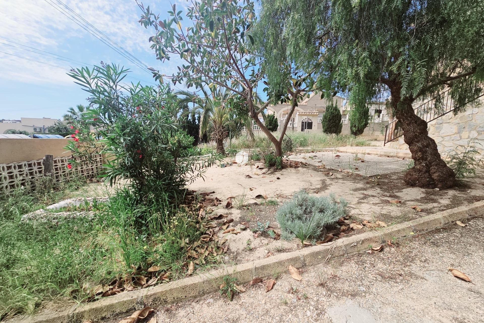 Segunda mano - Villa -
Torrevieja - Los Balcones - Los Altos del Edén