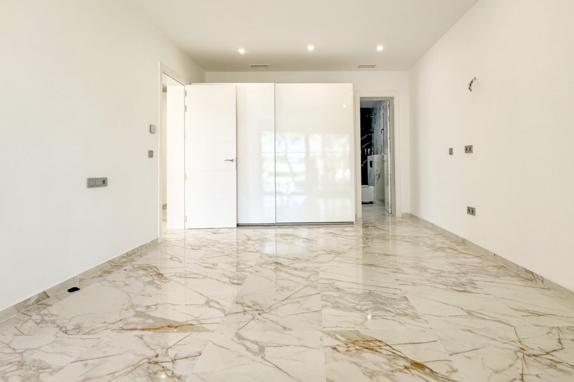 Segunda mano - Villa -
Torrevieja - Los Balcones - Los Altos del Edén