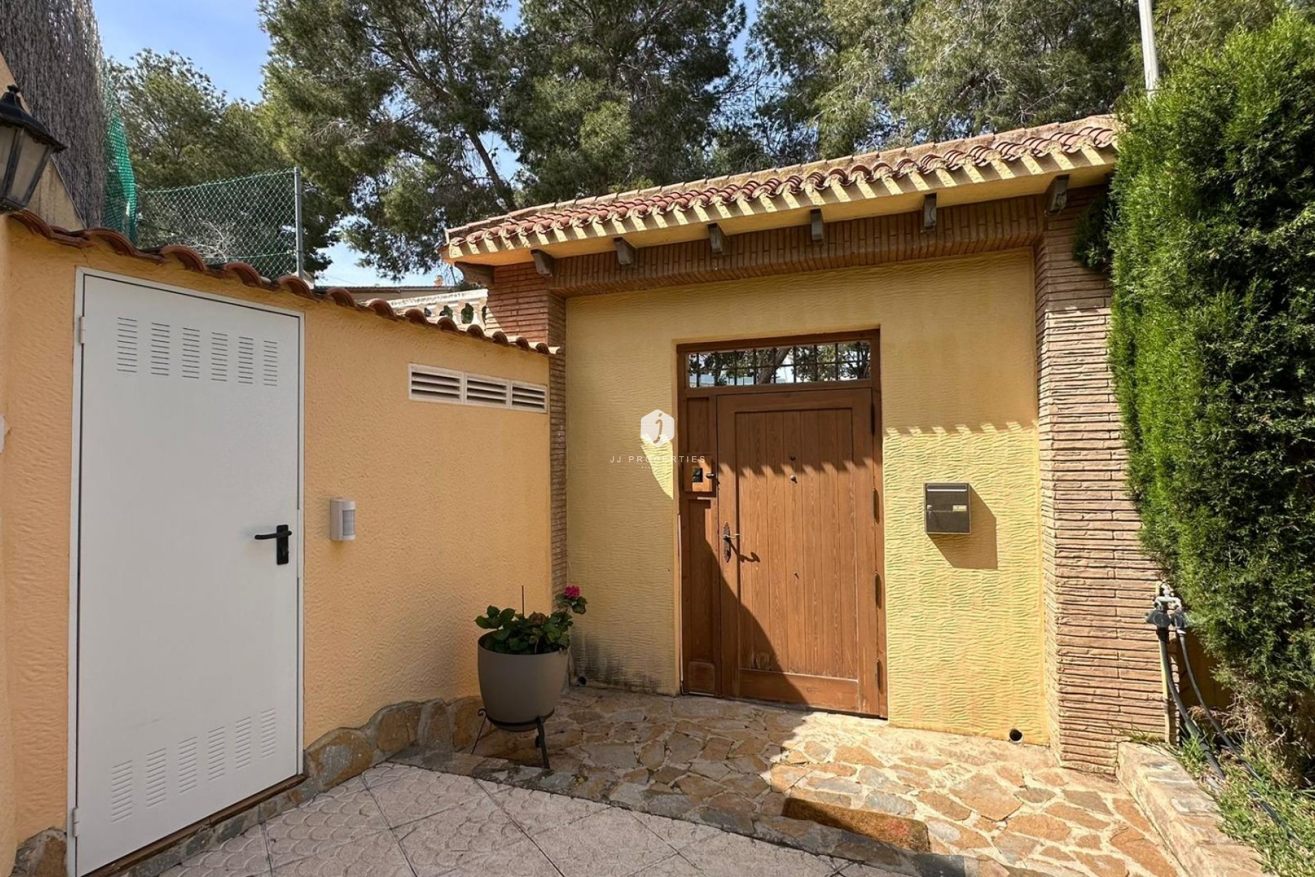 Segunda mano - Villa -
Torrevieja - Los Balcones - Los Altos del Edén