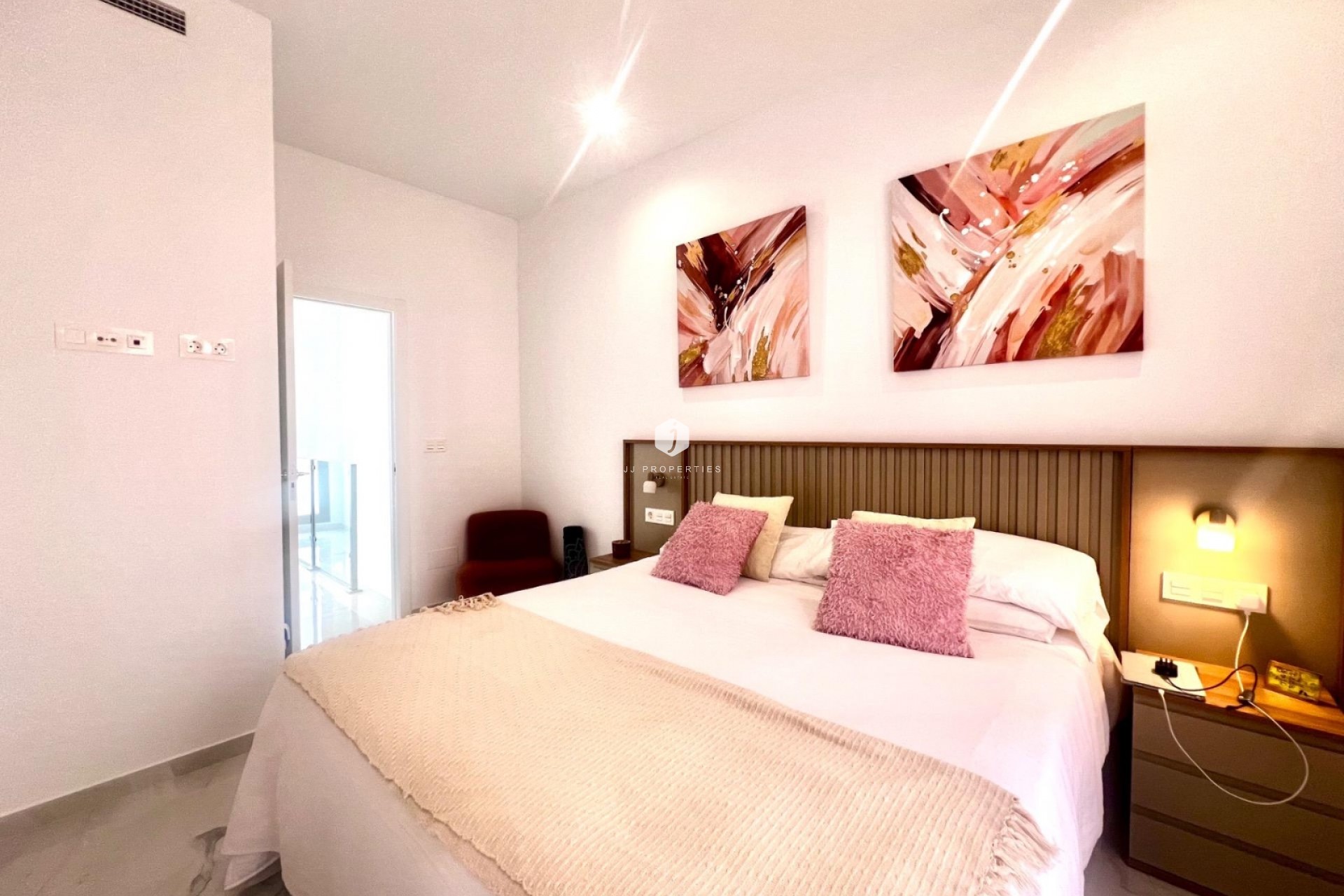 Segunda mano - Villa -
Torrevieja - Torretas