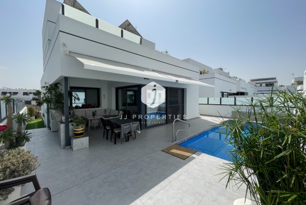 Szalet - Z drugiej ręki - Dolores -
                Costa Blanca