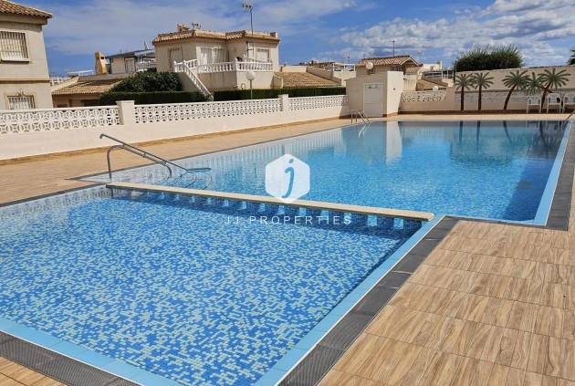 Szalet - Z drugiej ręki -
            Orihuela Costa - C-43638