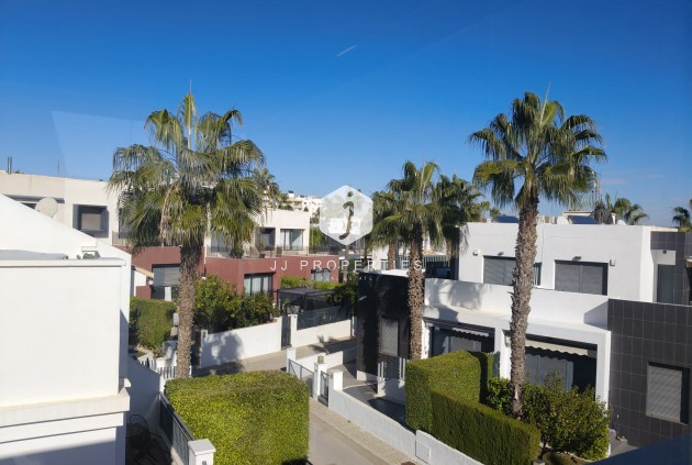 Szalet - Z drugiej ręki - Orihuela Costa -
                Costa Blanca