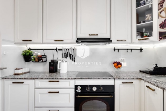 Szalet - Z drugiej ręki - Torrevieja -
                Costa Blanca