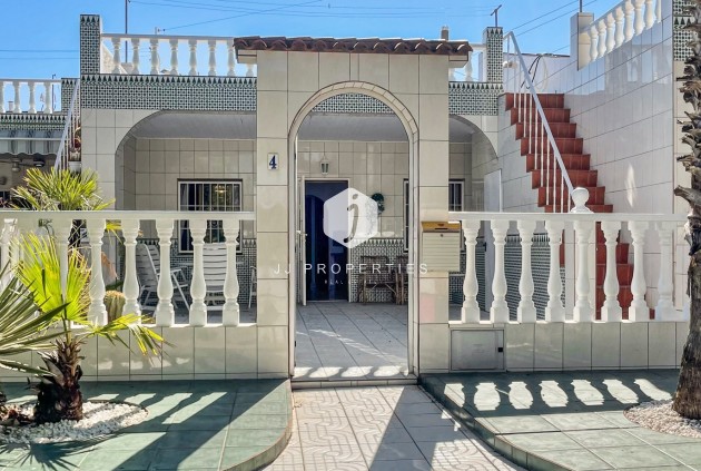 Szalet - Z drugiej ręki - Torrevieja -
                Costa Blanca