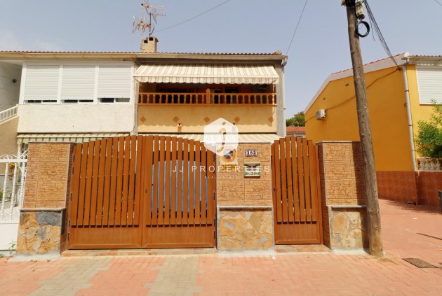 Szalet - Z drugiej ręki - Torrevieja -
                Playa de los Naufragos