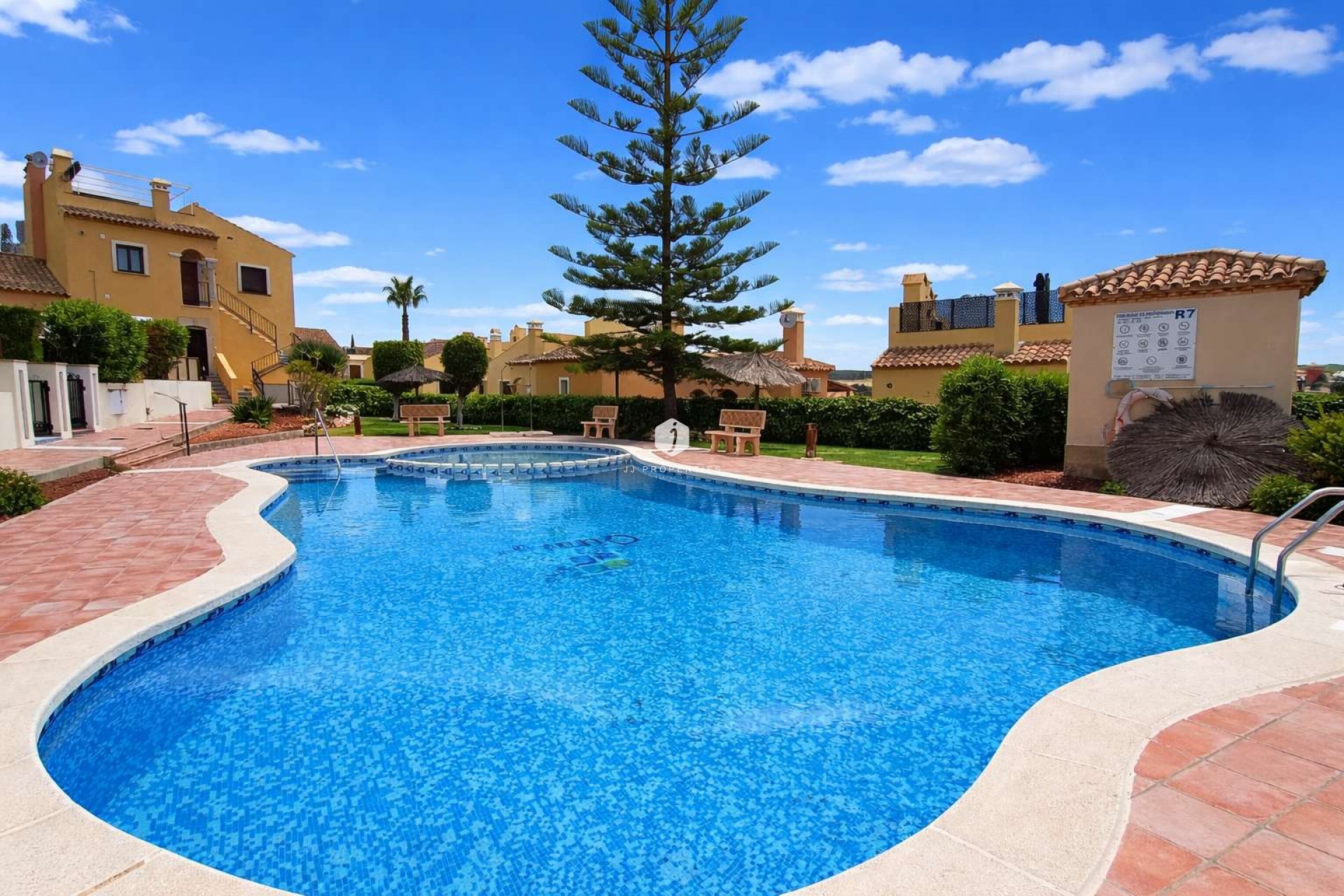 Tweedehands - Appartement / flat -
Algorfa - Inland