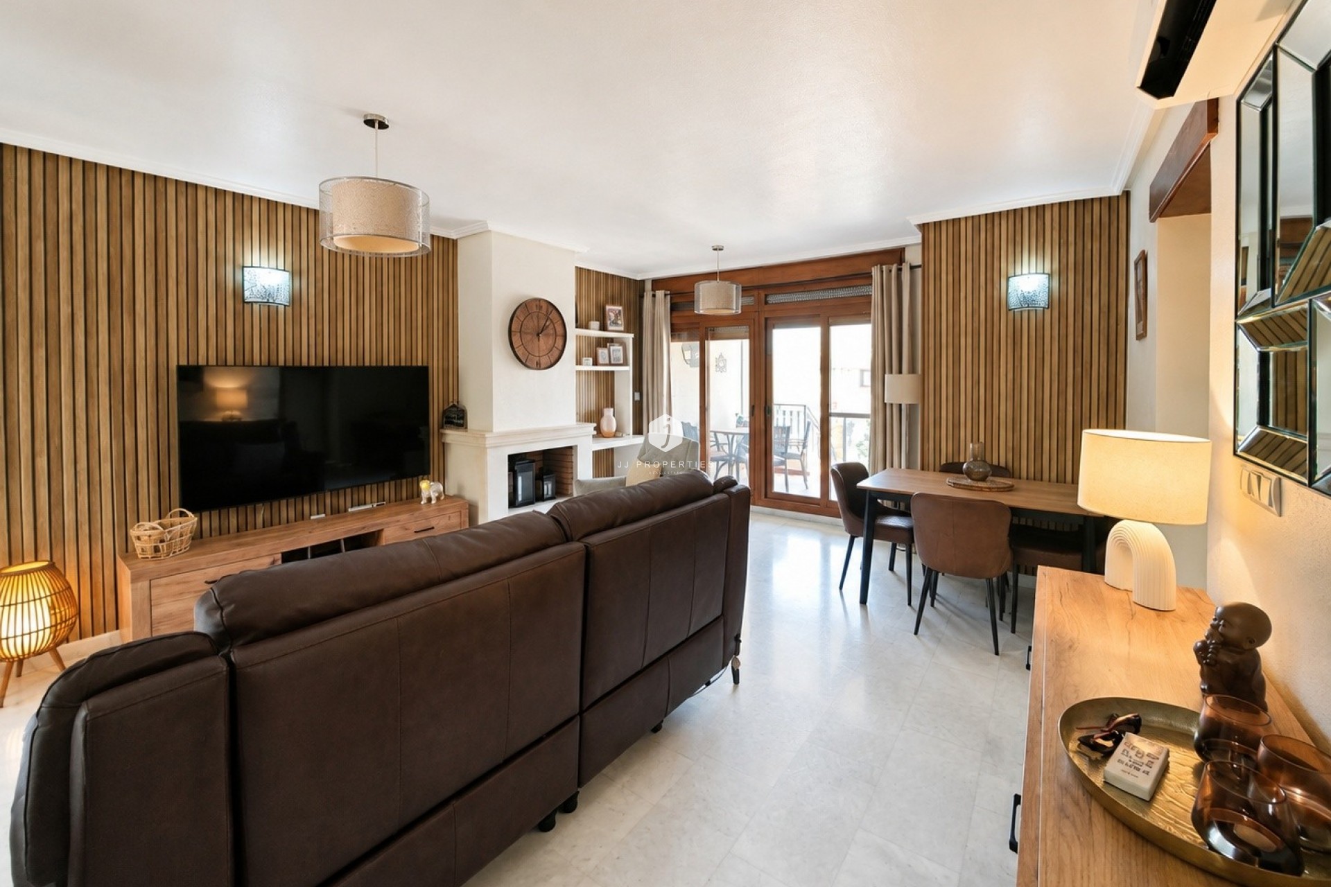 Tweedehands - Appartement / flat -
Algorfa - Inland