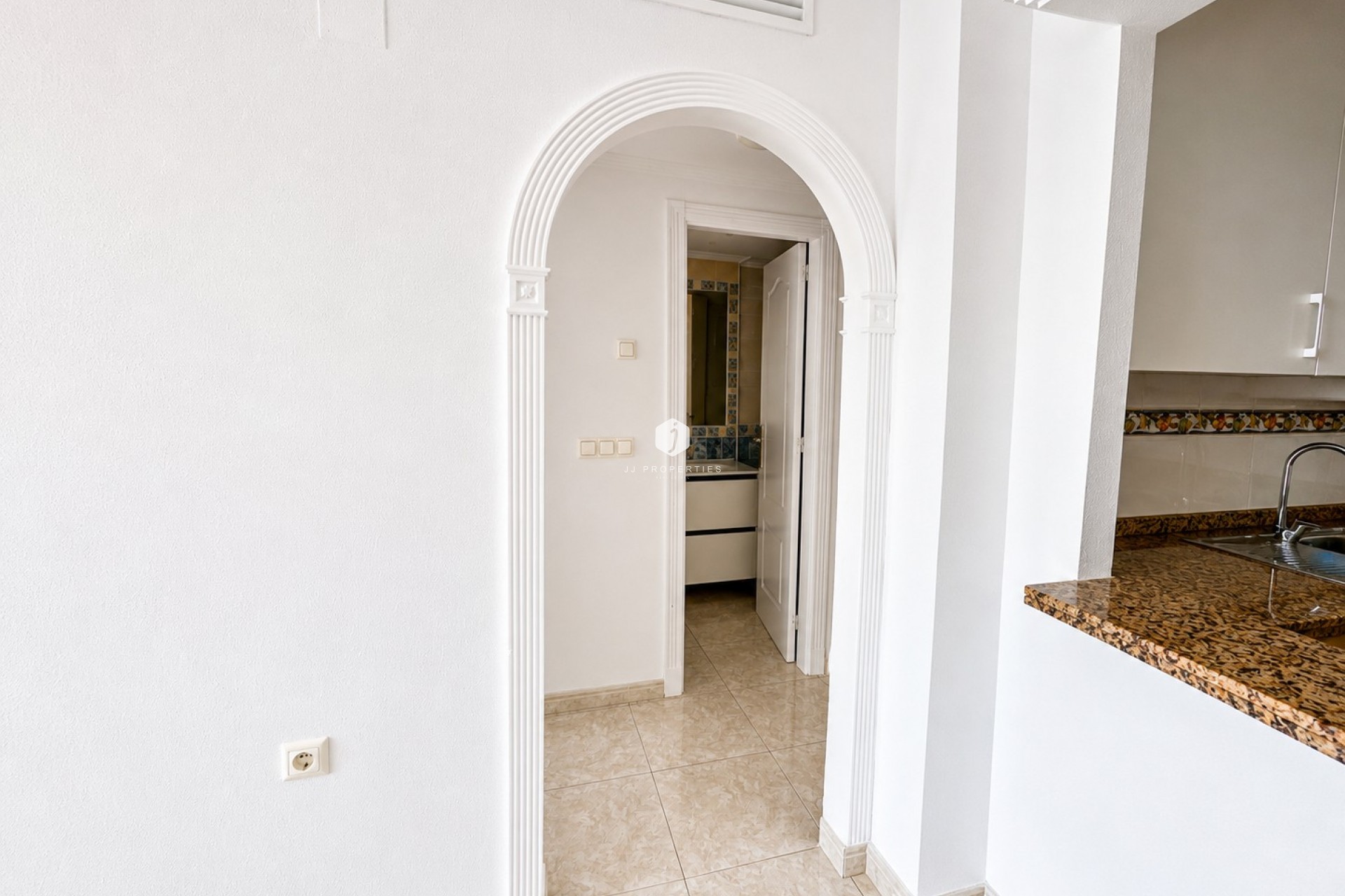 Tweedehands - Appartement / flat -
Algorfa - Inland