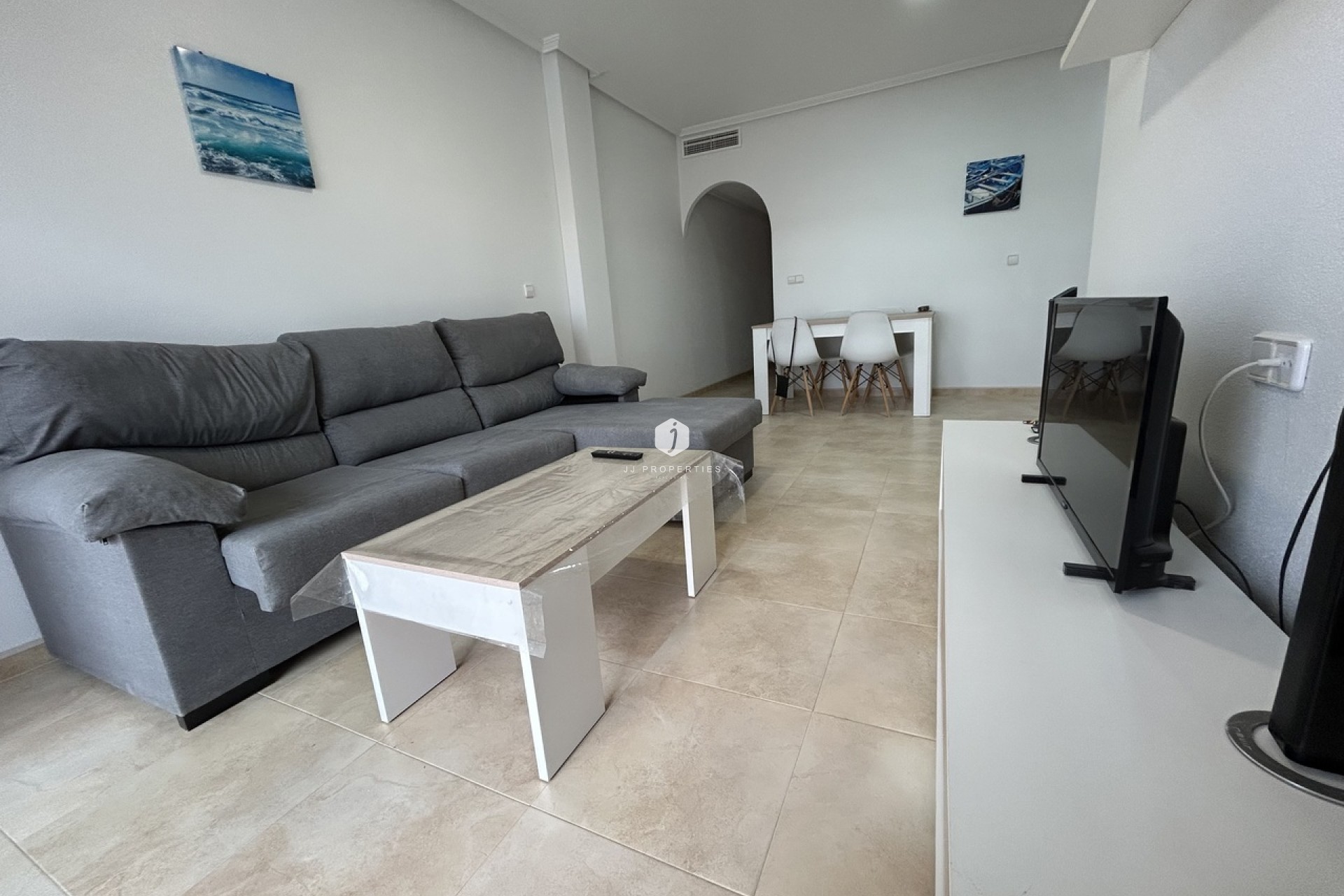 Tweedehands - Appartement / flat -
Alicante - Inland