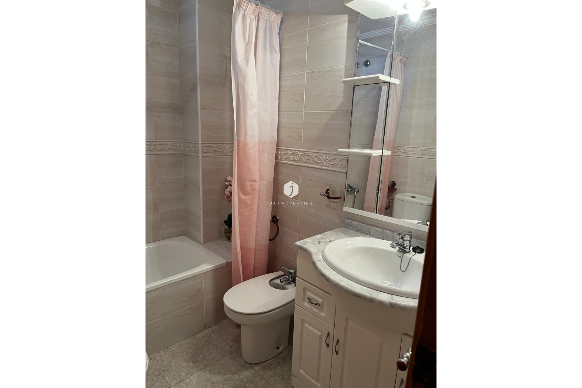 Tweedehands - Appartement / flat -
Almoradí - Centro Urbano 2