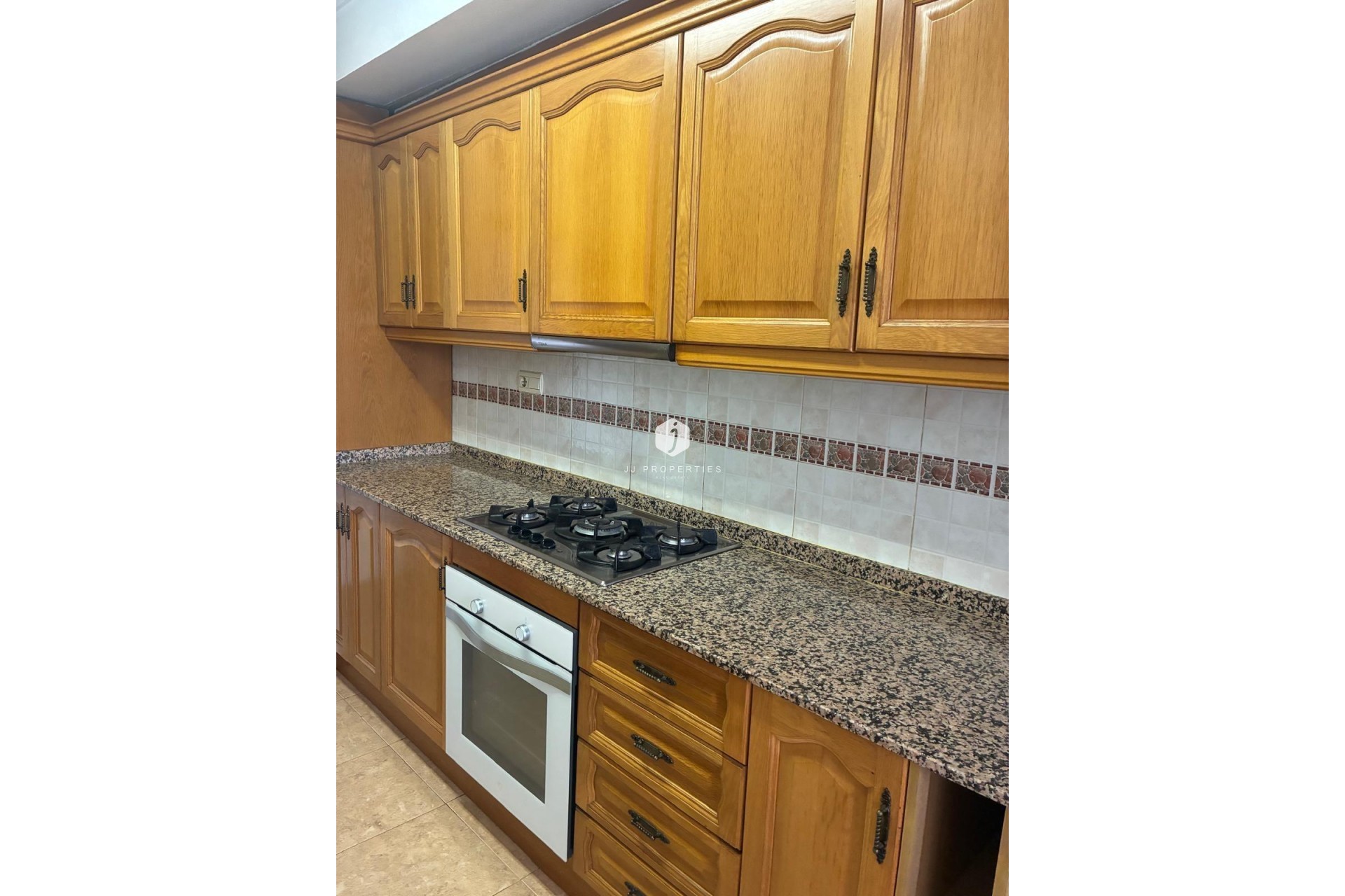 Tweedehands - Appartement / flat -
Almoradí - centro