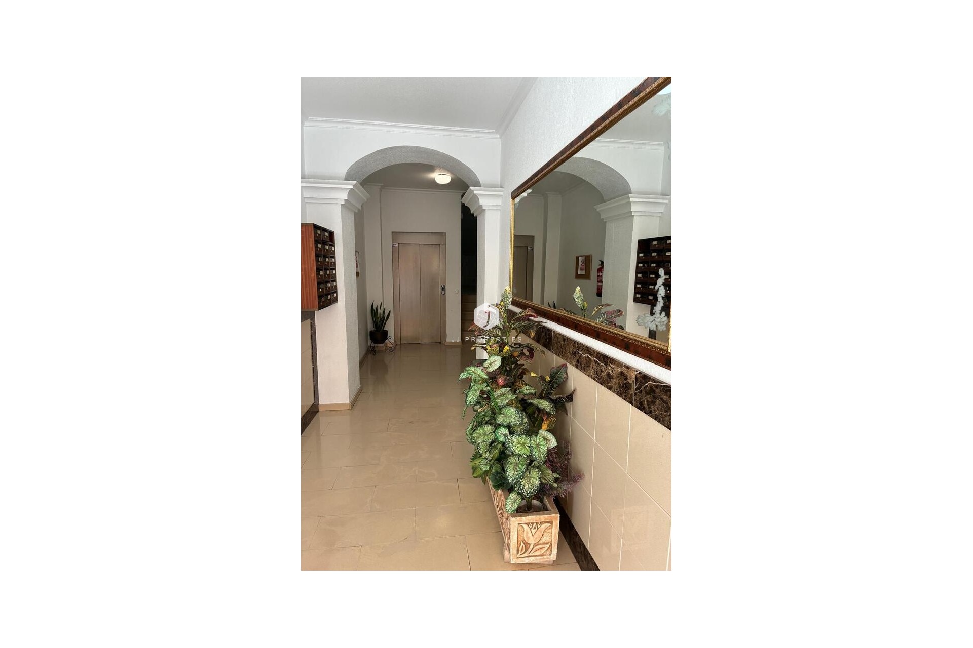 Tweedehands - Appartement / flat -
Almoradí - Costa Blanca