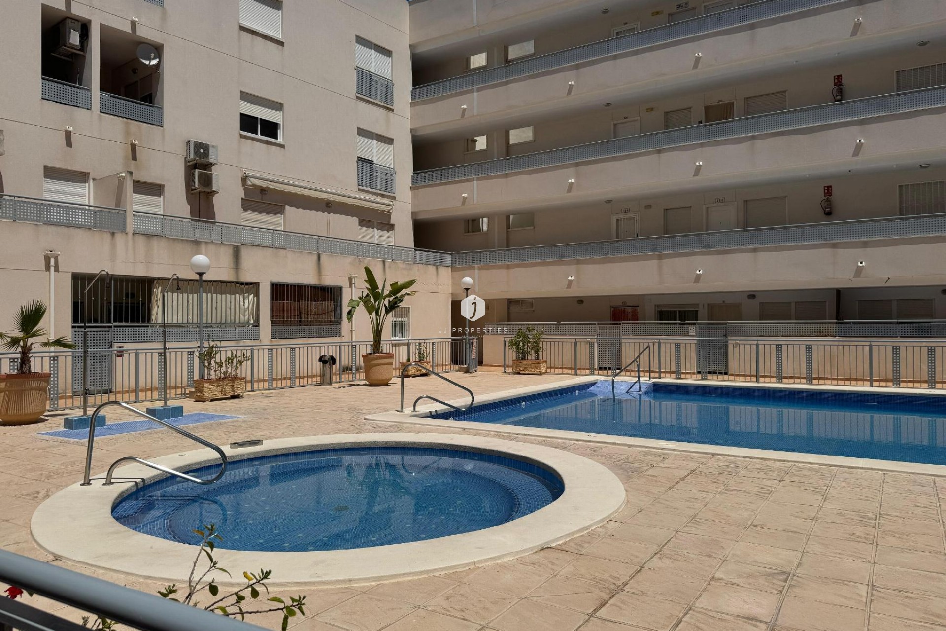 Tweedehands - Appartement / flat -
Almoradí - Inland