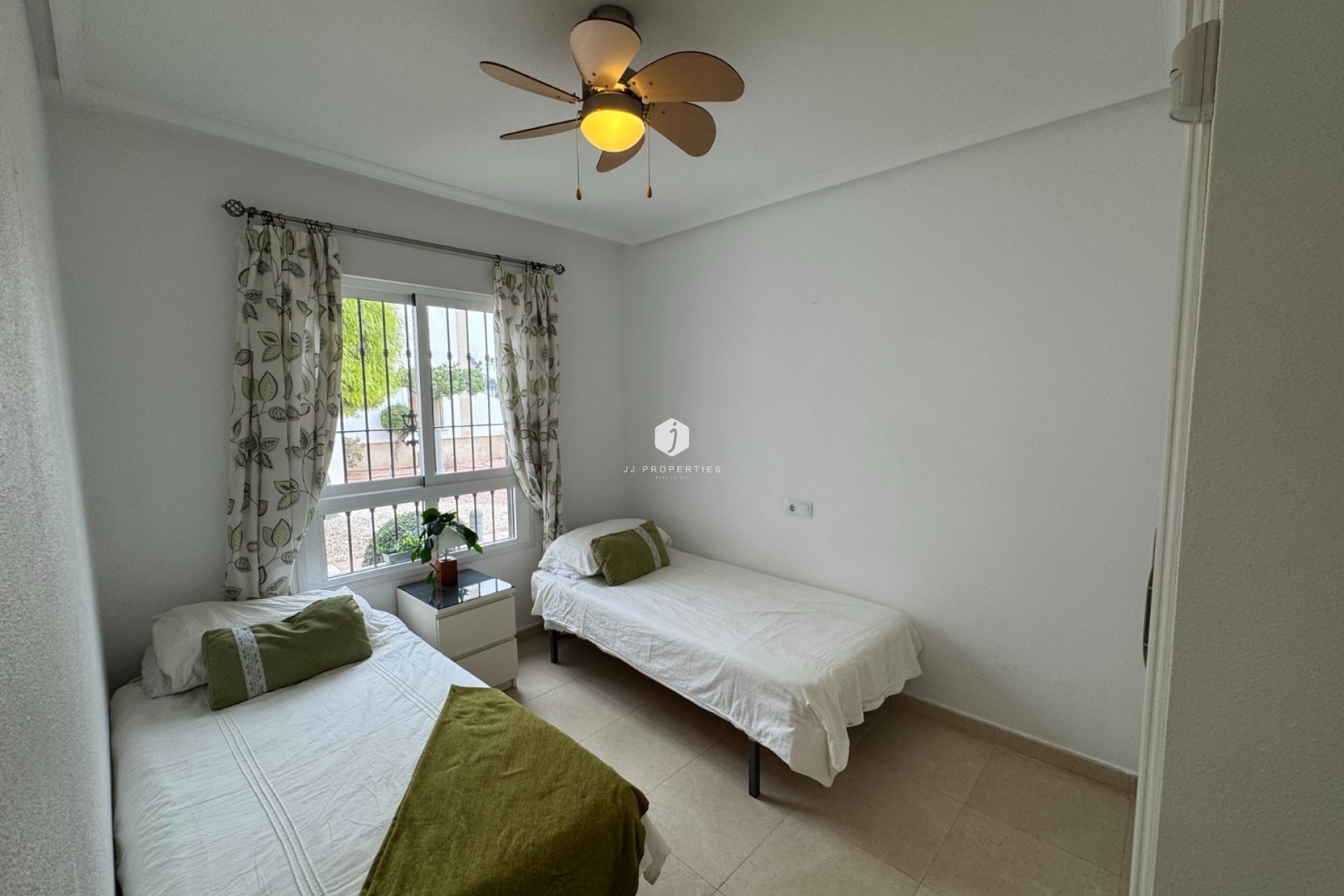 Tweedehands - Appartement / flat -
Campoamor - Costa Blanca