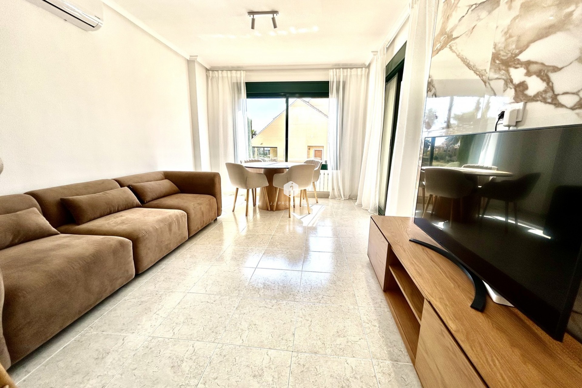 Tweedehands - Appartement / flat -
Campoamor - Costa Blanca