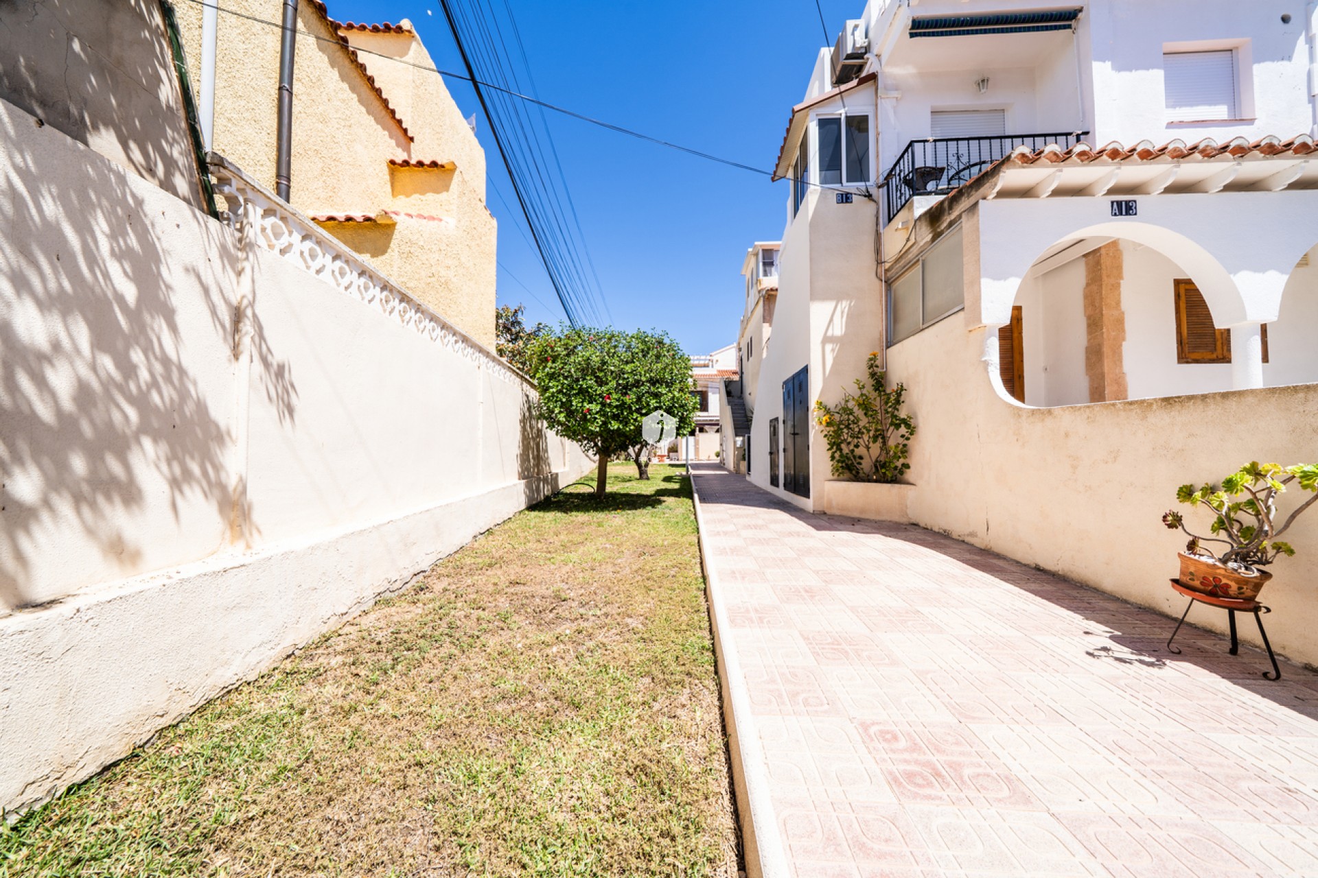 Tweedehands - Appartement / flat -
El Chaparral - Costa Blanca