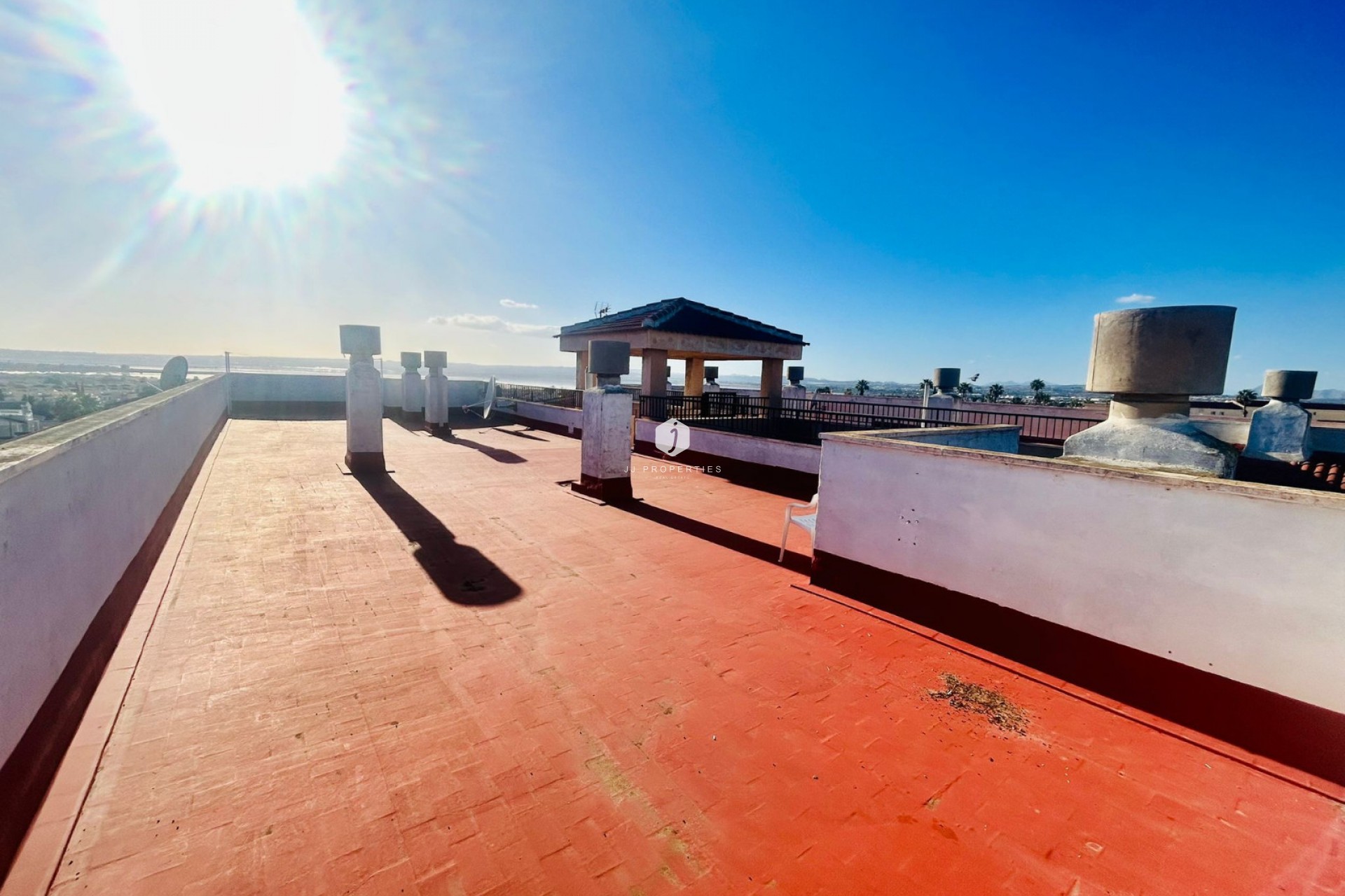 Tweedehands - Appartement / flat -
El Chaparral - Inland