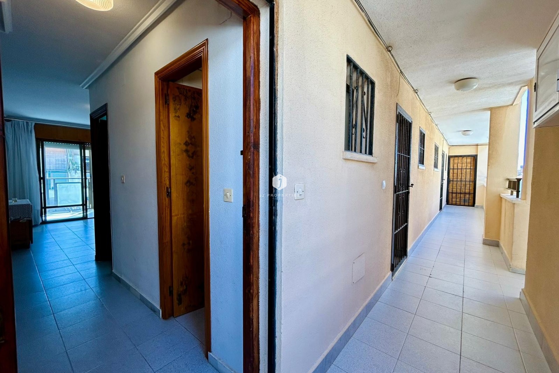 Tweedehands - Appartement / flat -
El Chaparral - Inland