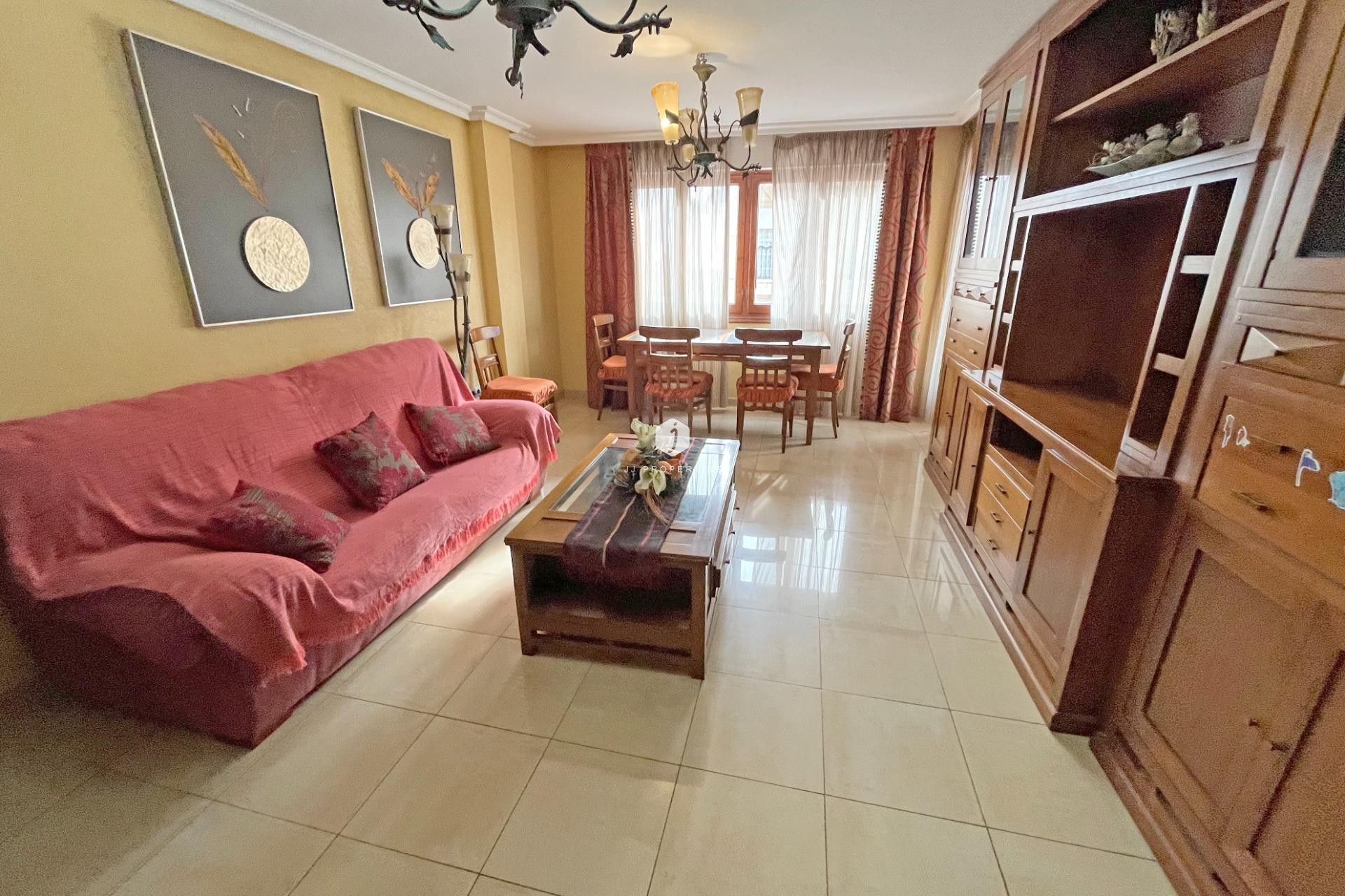 Tweedehands - Appartement / flat -
Formentera del Segura - Palacios