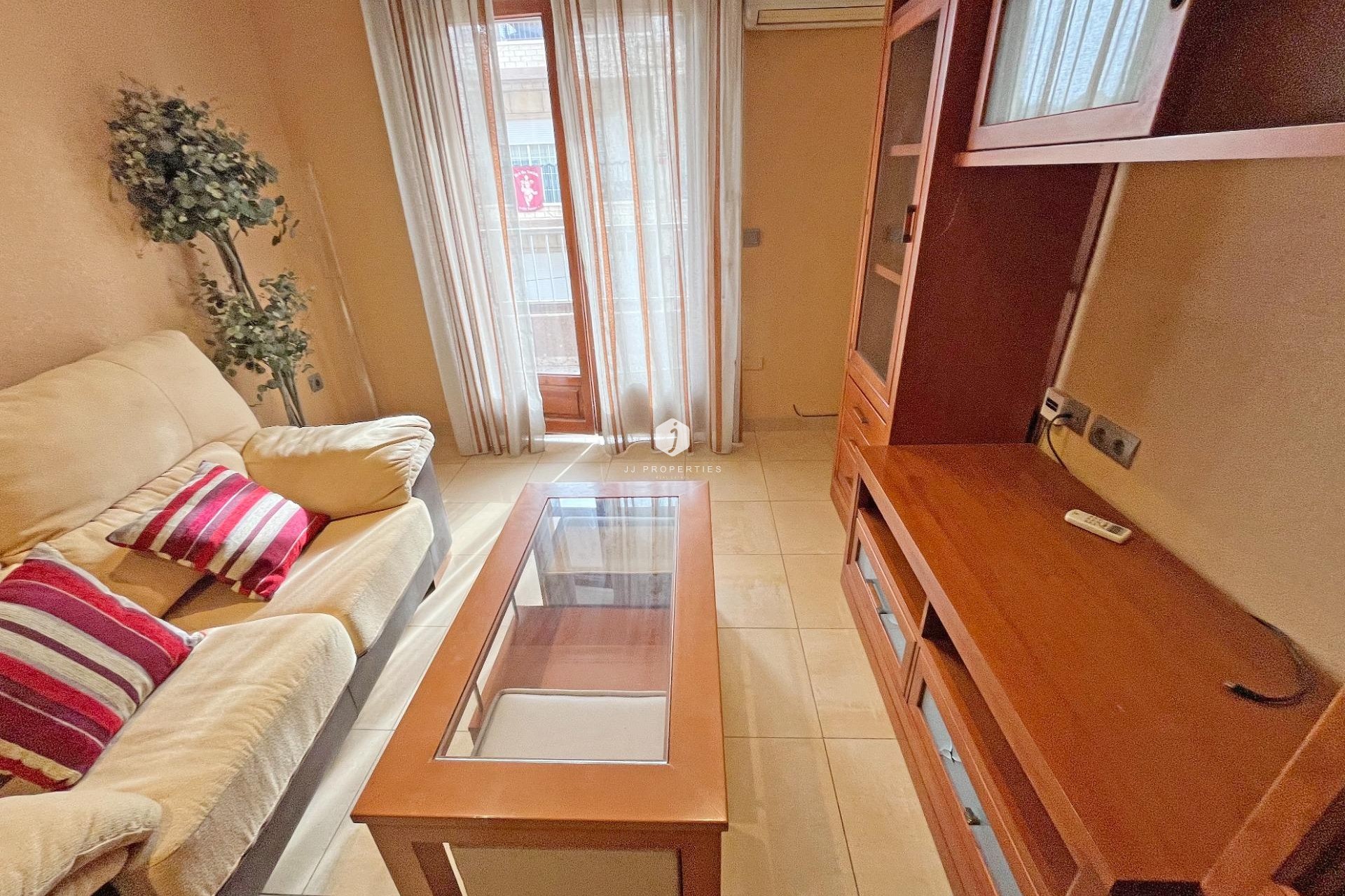 Tweedehands - Appartement / flat -
Formentera del Segura - Palacios