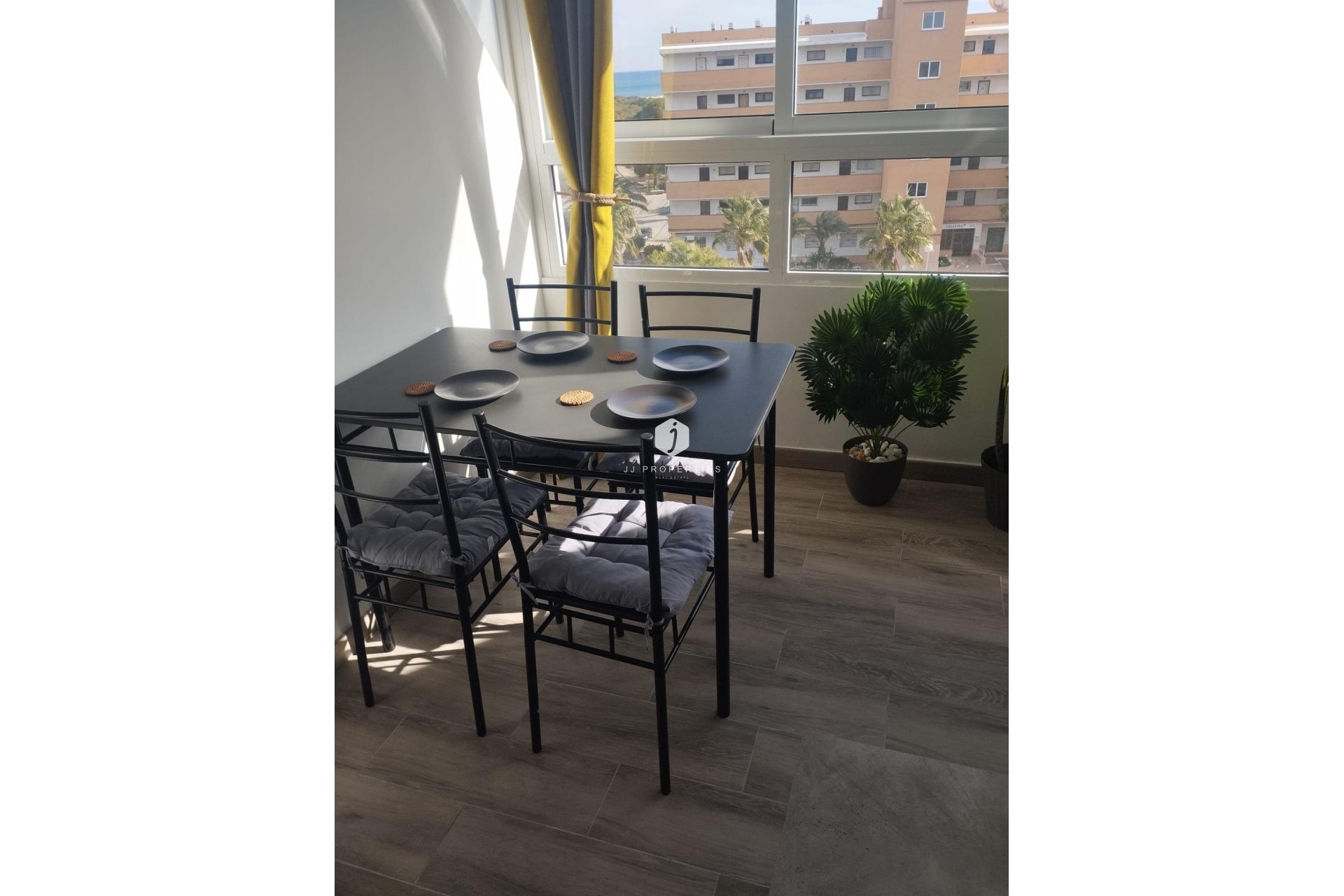 Tweedehands - Appartement / flat -
Guardamar del Segura - Pinomar