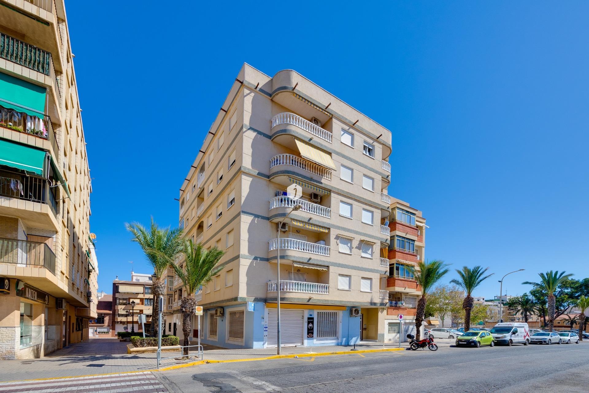 Tweedehands - Appartement / flat -
Guardamar del Segura - Pueblo