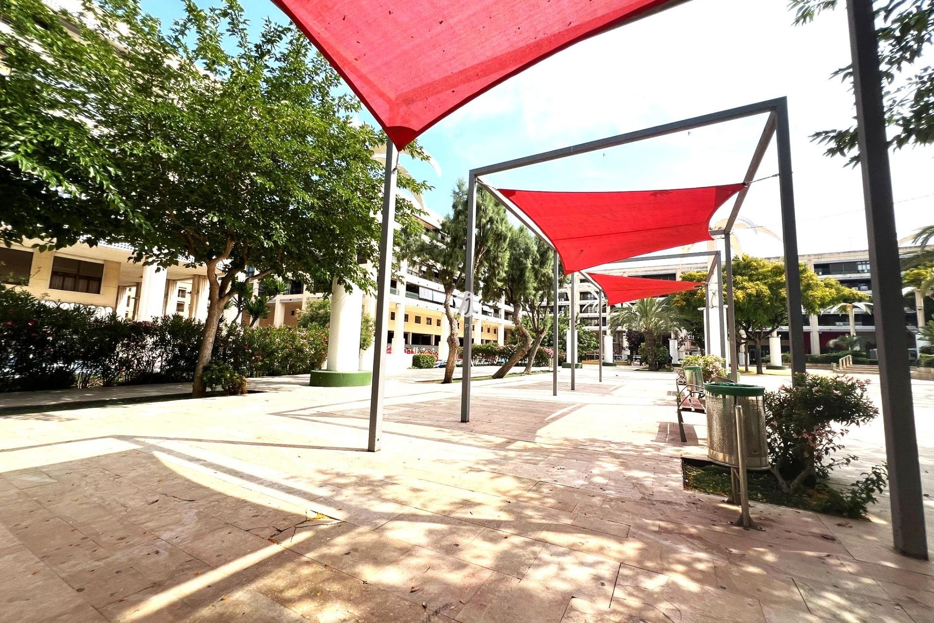 Tweedehands - Appartement / flat -
Guardamar del Segura - Pueblo