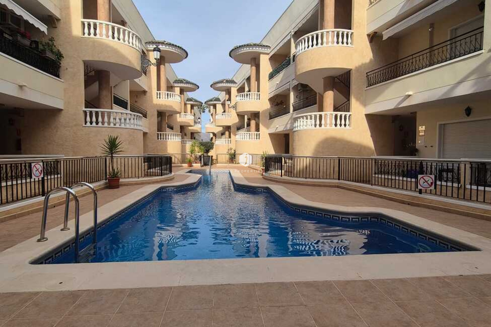 Tweedehands - Appartement / flat -
Jacarilla - Costa Blanca