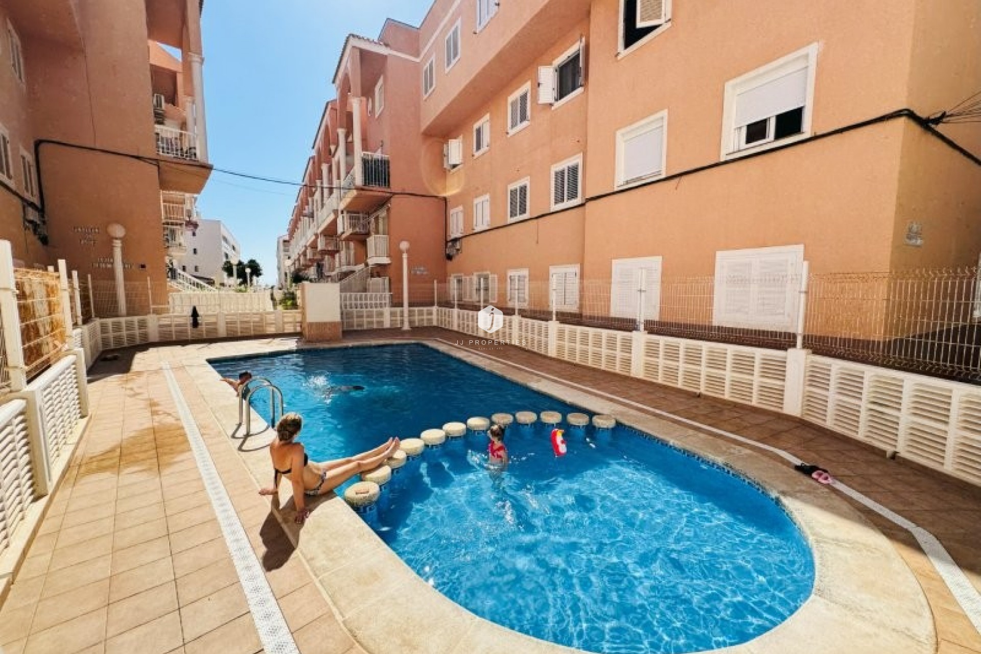 Tweedehands - Appartement / flat -
La Mata - Costa Blanca
